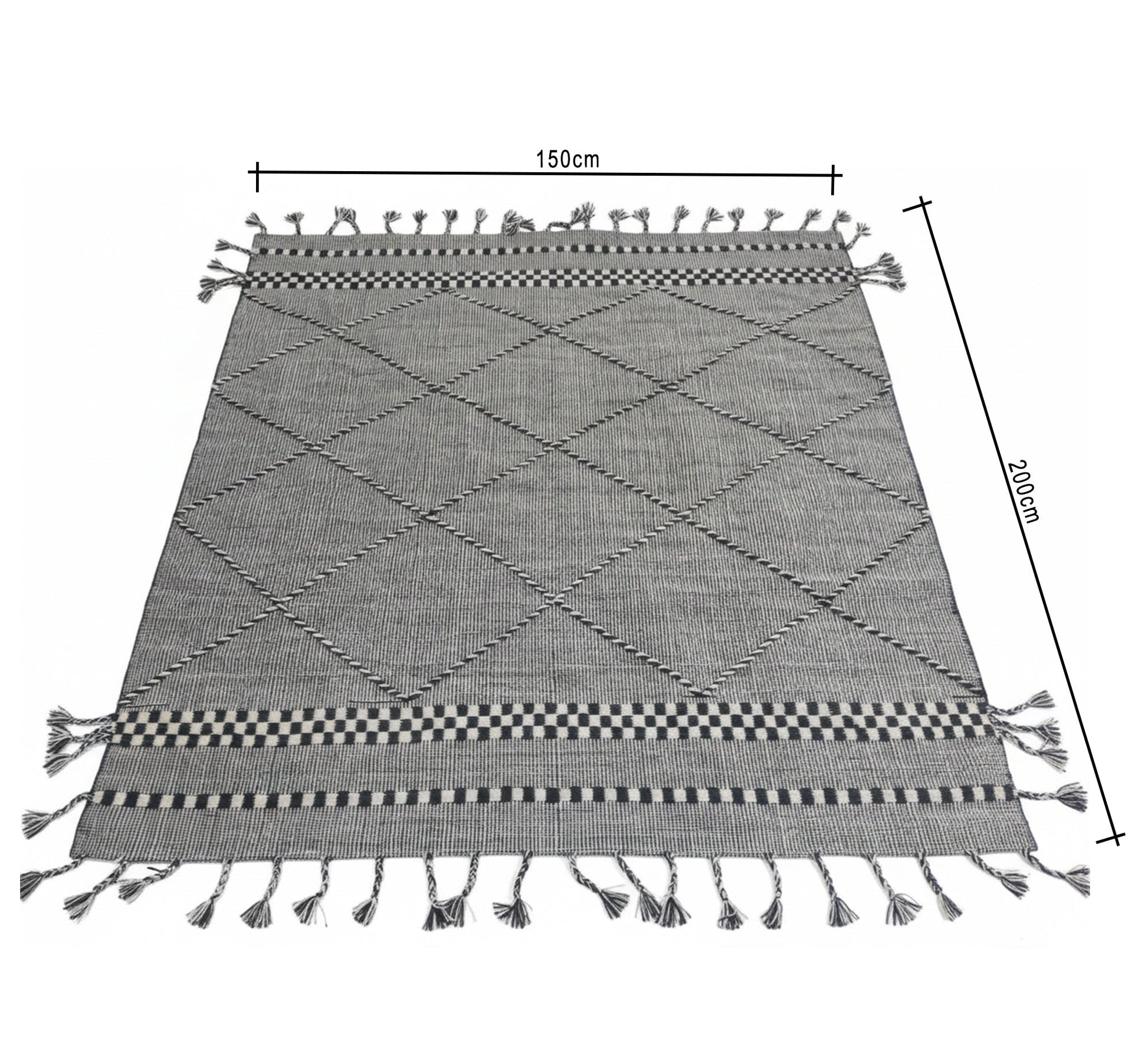 A rug with interlocking black and white stripes - Vitrine Furniture - Accessories