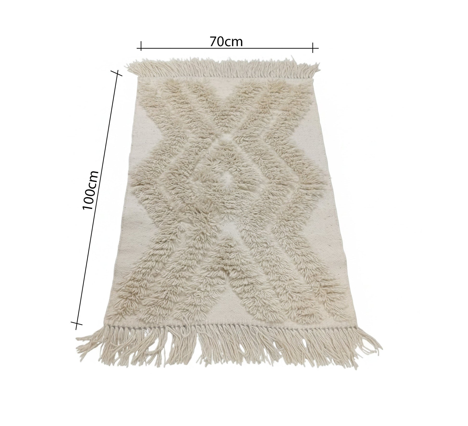 A rug with long fringes - Vitrine Furniture - Accessories