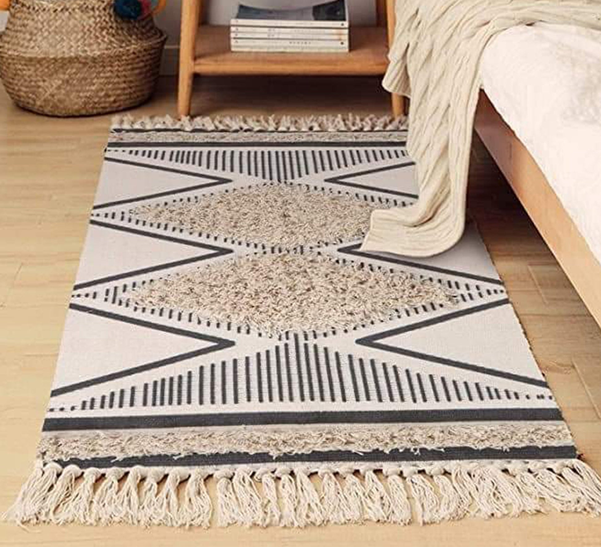 A runner for small spaces - Vitrine Furniture - Accessories