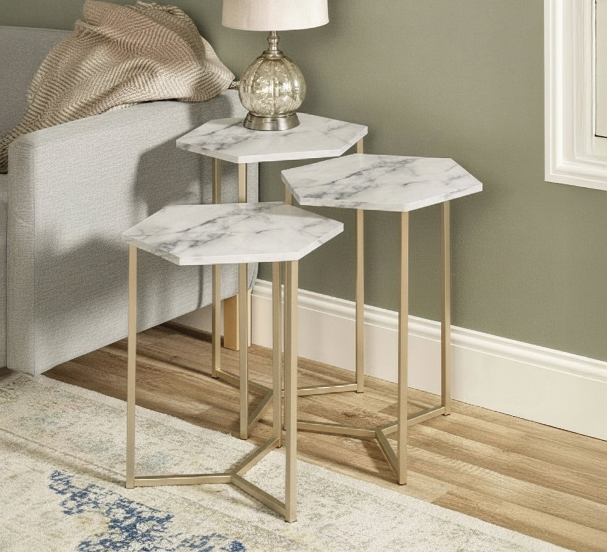 A set of three cleverly designed tables - Vitrine Furniture - Furniture