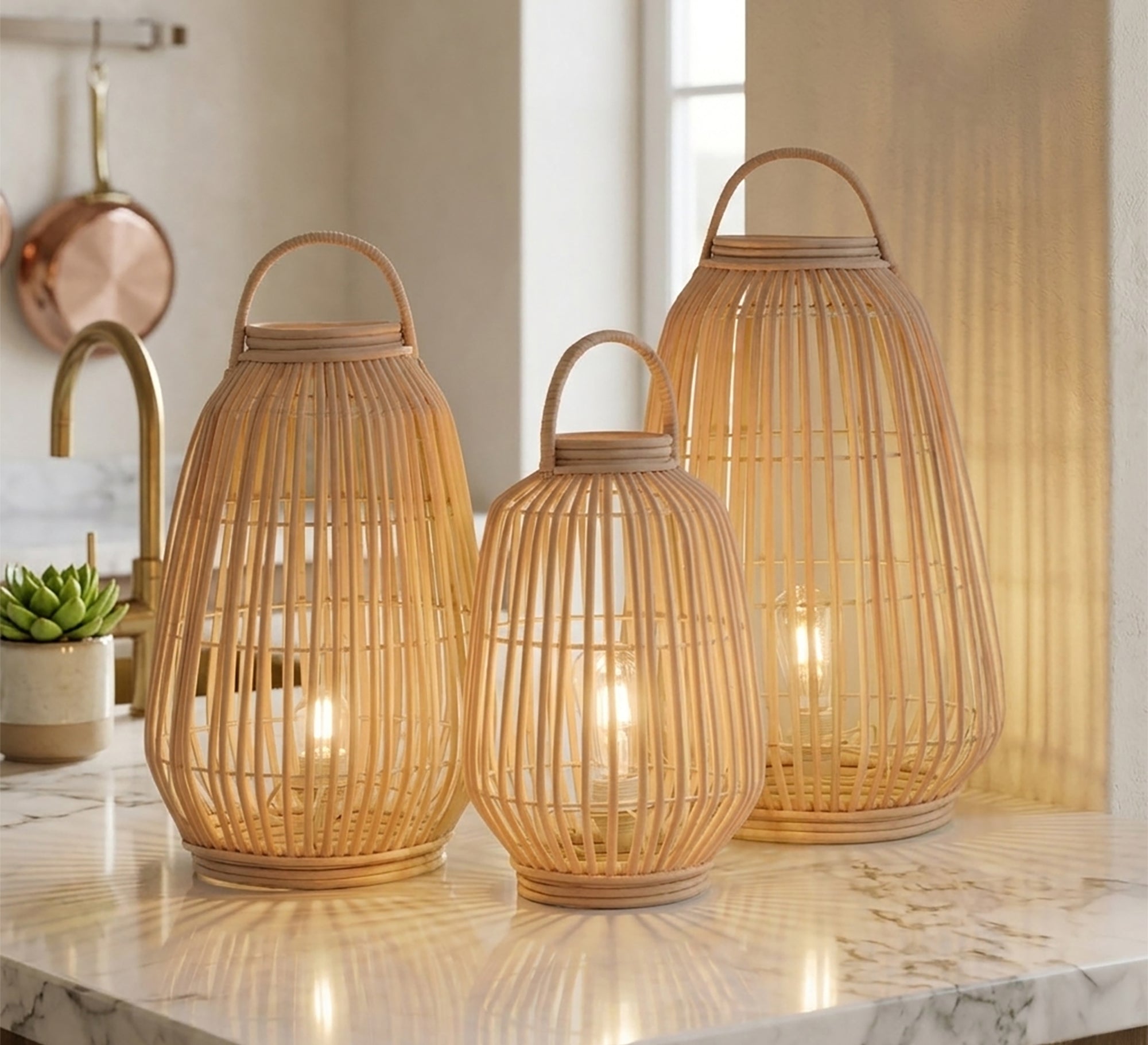 A set of three lanterns for a modern Ramadan atmosphere - Vitrine Furniture - Floor lamps