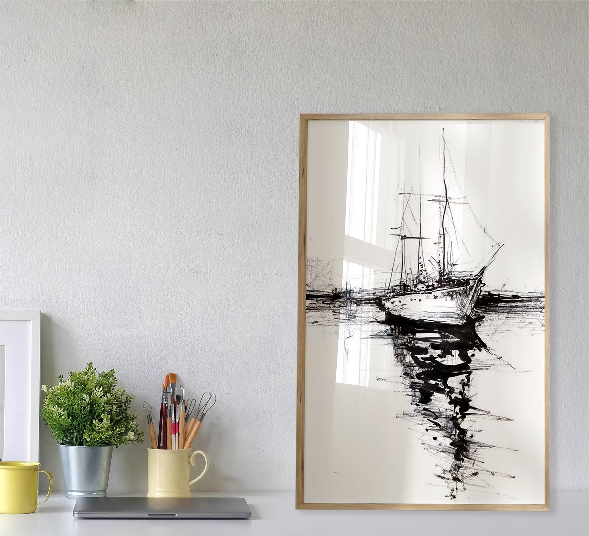 A ship's plaque with a golden frame - Vitrine Furniture - Décor