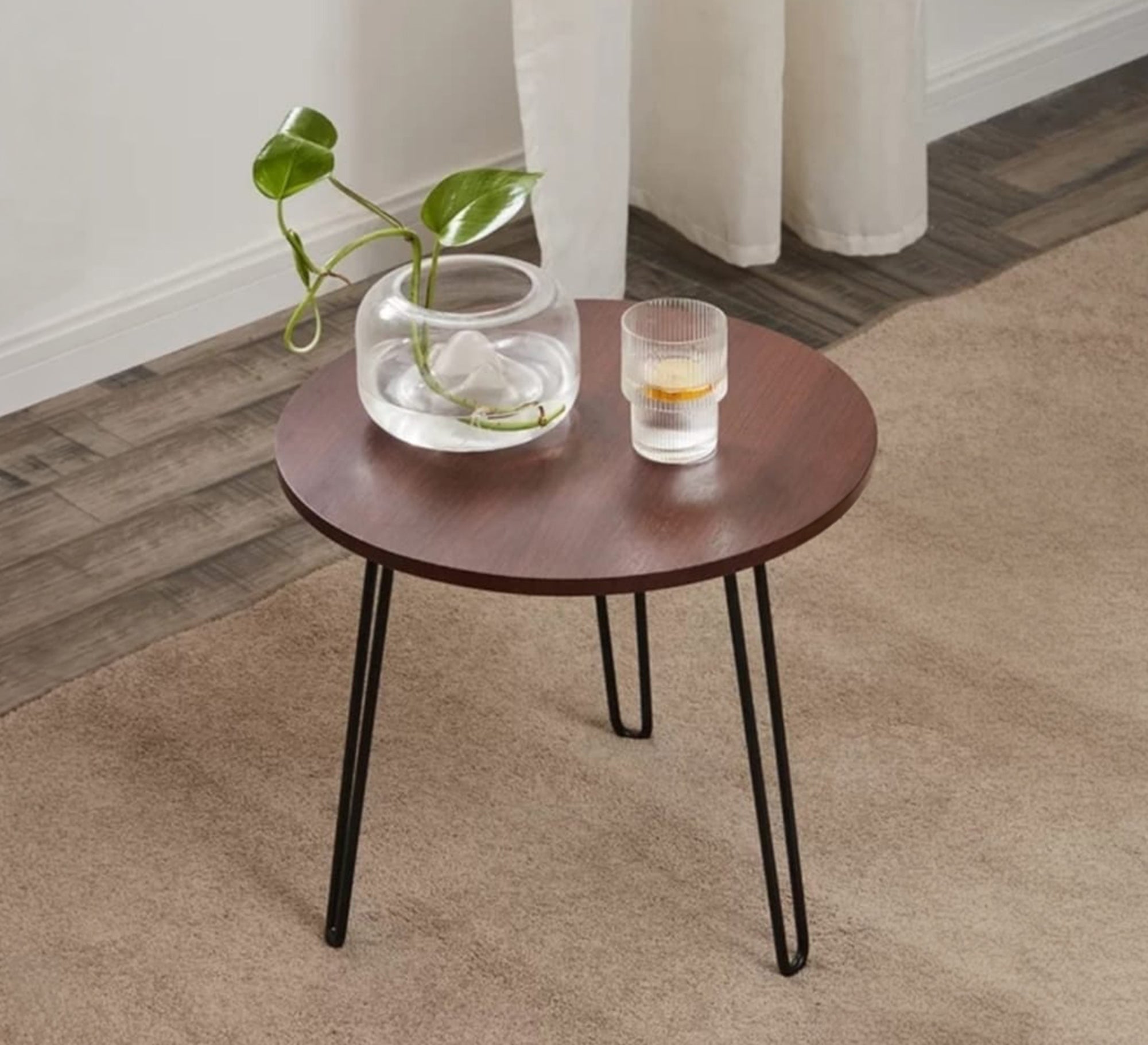 A side table that adds modern elegance to your home - Vitrine Furniture - Side Tables