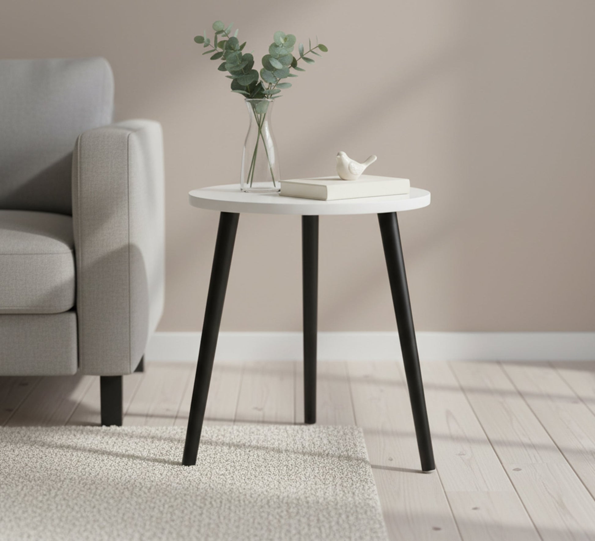 A small round table - Vitrine Furniture - Side Tables
