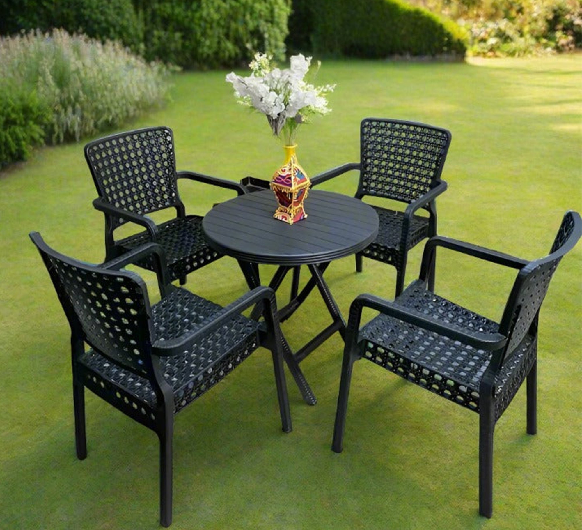 A stylish black outdoor seating set for gardens - Vitrine Furniture - Outdoor Products