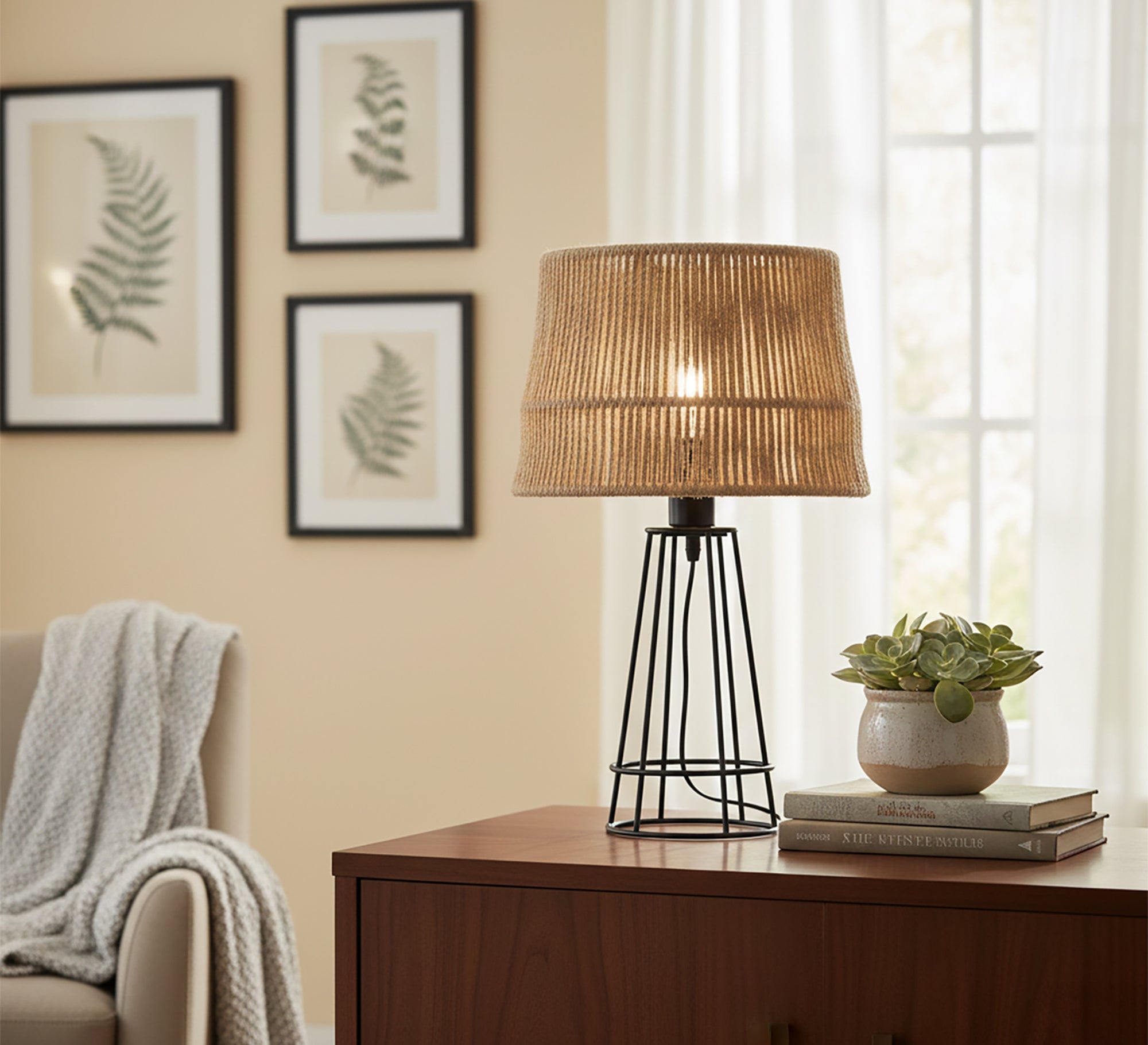 A table lamp for a distinctive modern touch - Vitrine Furniture - Table lamps