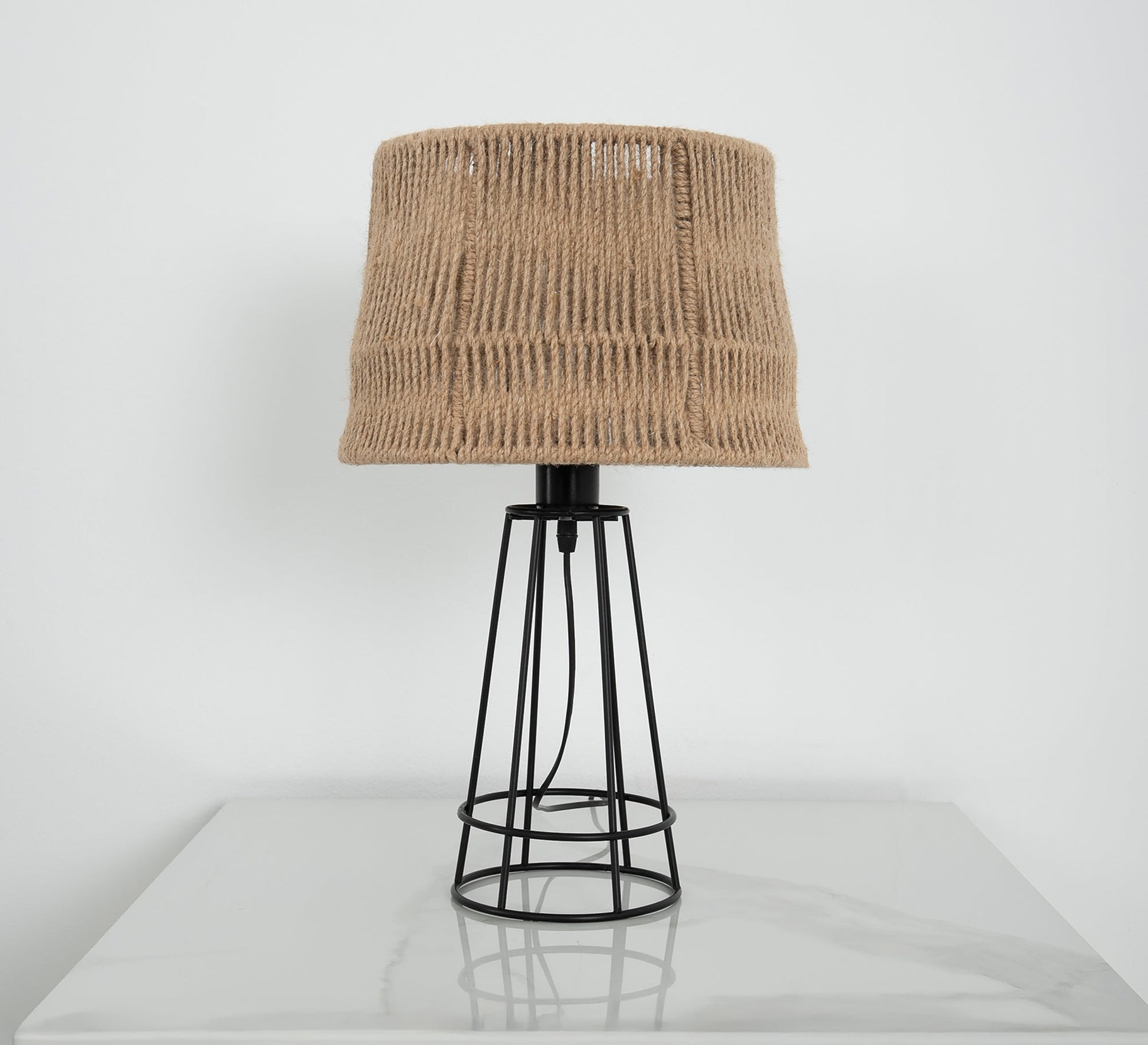 A table lamp for a distinctive modern touch - Vitrine Furniture - Table lamps