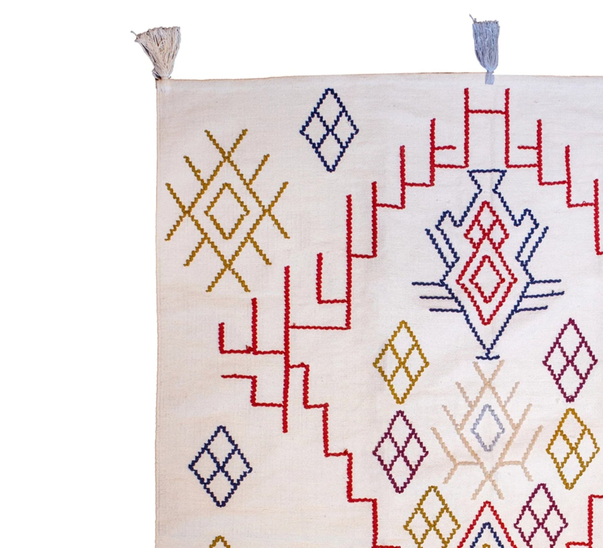 A traditional and comfortable bohemian rug featuring embroidery and vibrant colors - Vitrine Furniture - Accessories