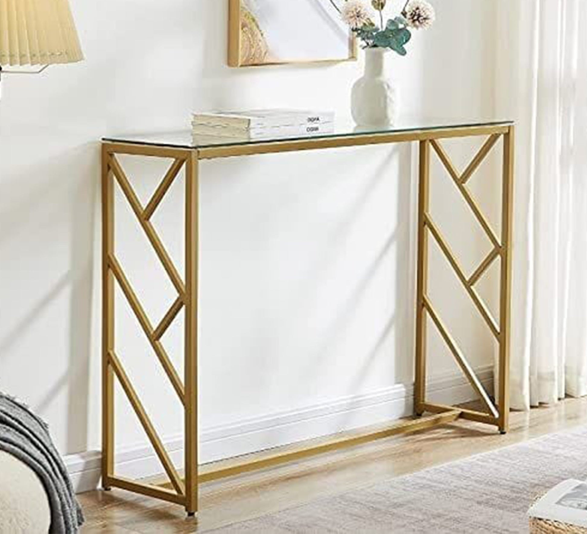 A very elegant entryway console with a gold top - Vitrine Furniture - Furniture