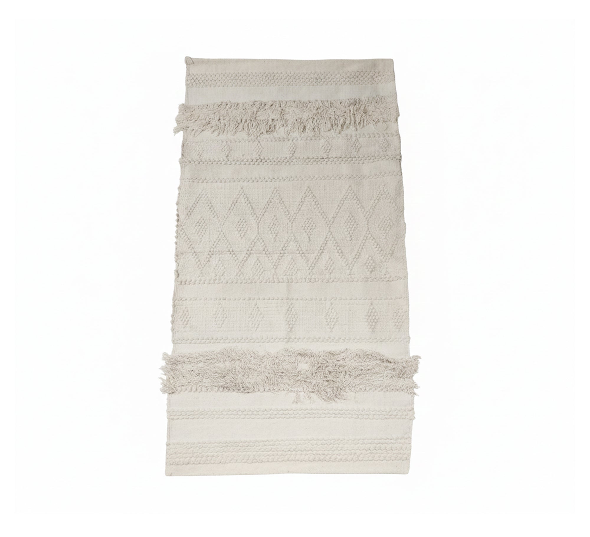 A white bohemian rug with a modern touch and long fringes - Vitrine Furniture - Accessories