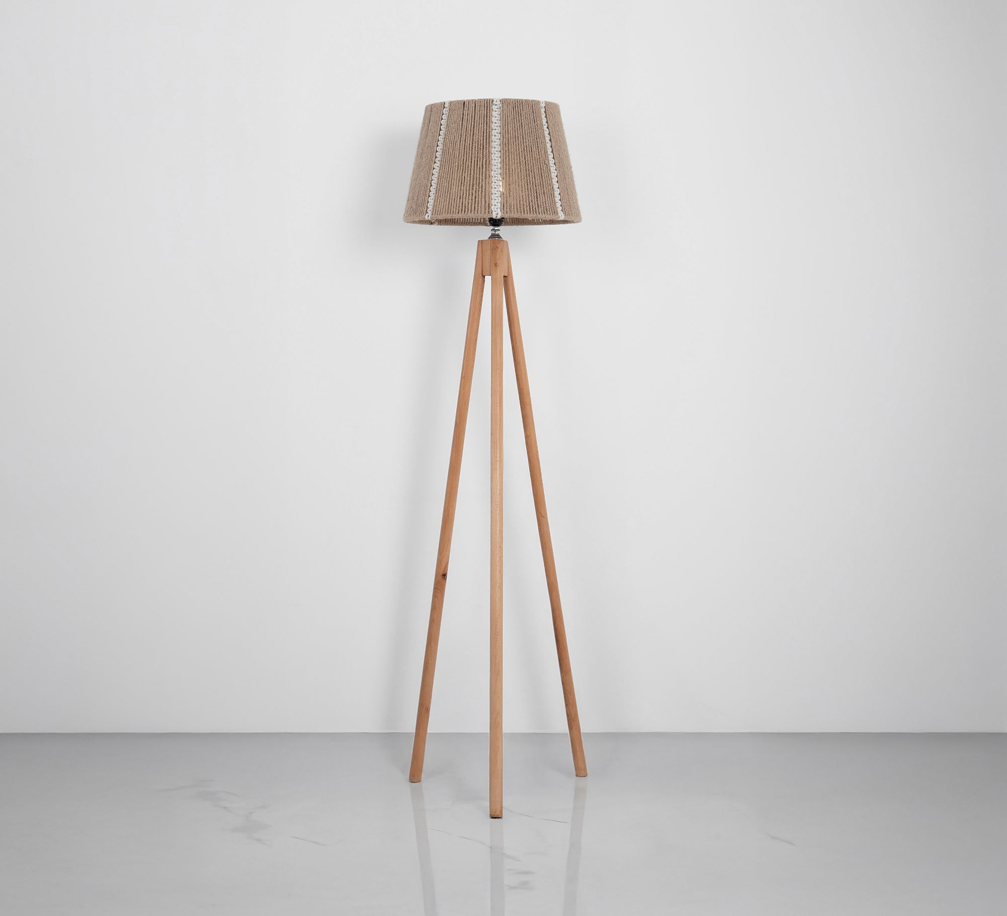A wooden lampshade that will refresh the spirit of your room - Vitrine Furniture - Floor lamps