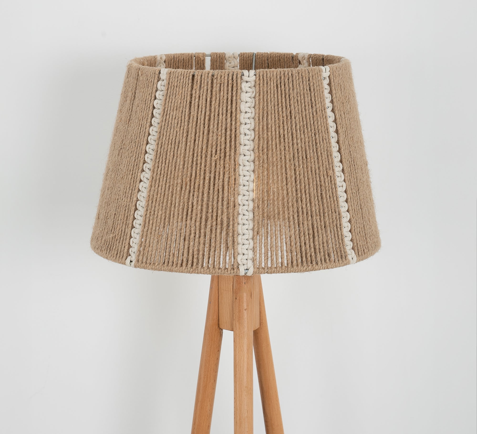 A wooden lampshade that will refresh the spirit of your room - Vitrine Furniture - Floor lamps