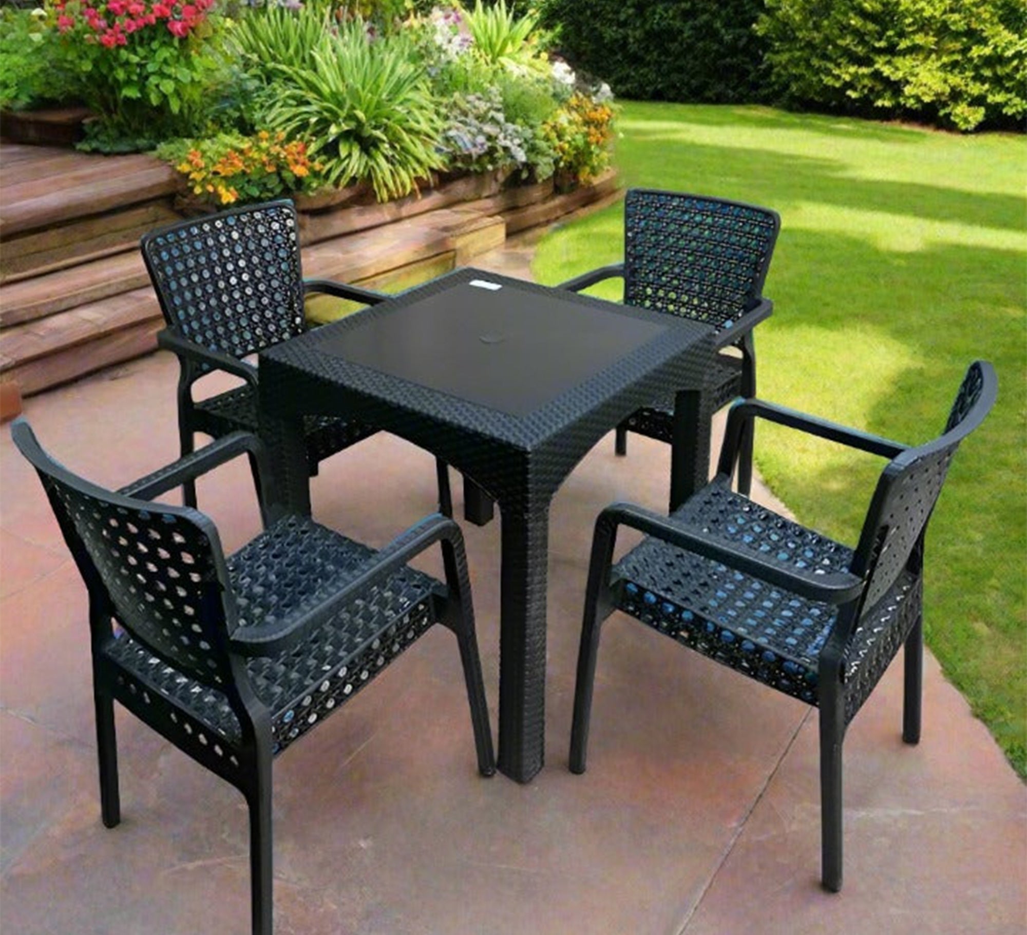An elegant and modern black outdoor seating set - Vitrine Furniture - Outdoor Products