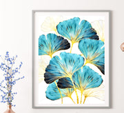 An elegant painting of sophisticated flowers - Vitrine Furniture - Décor