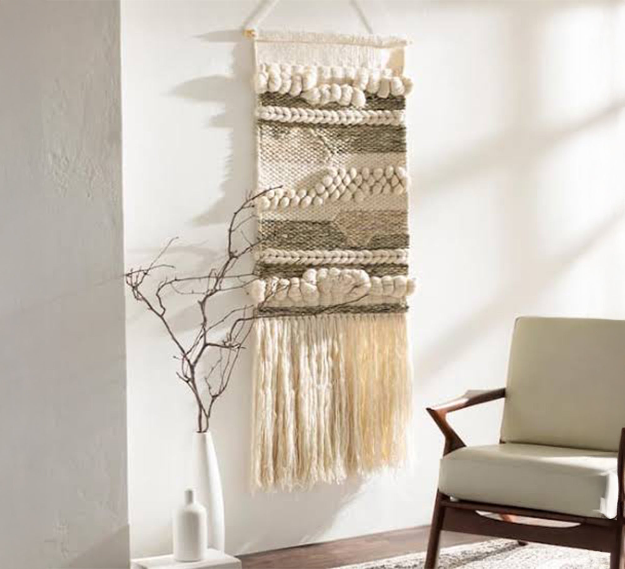 An olive runner with raised blocks and a woolen zigzag pattern - Vitrine Furniture - Accessories