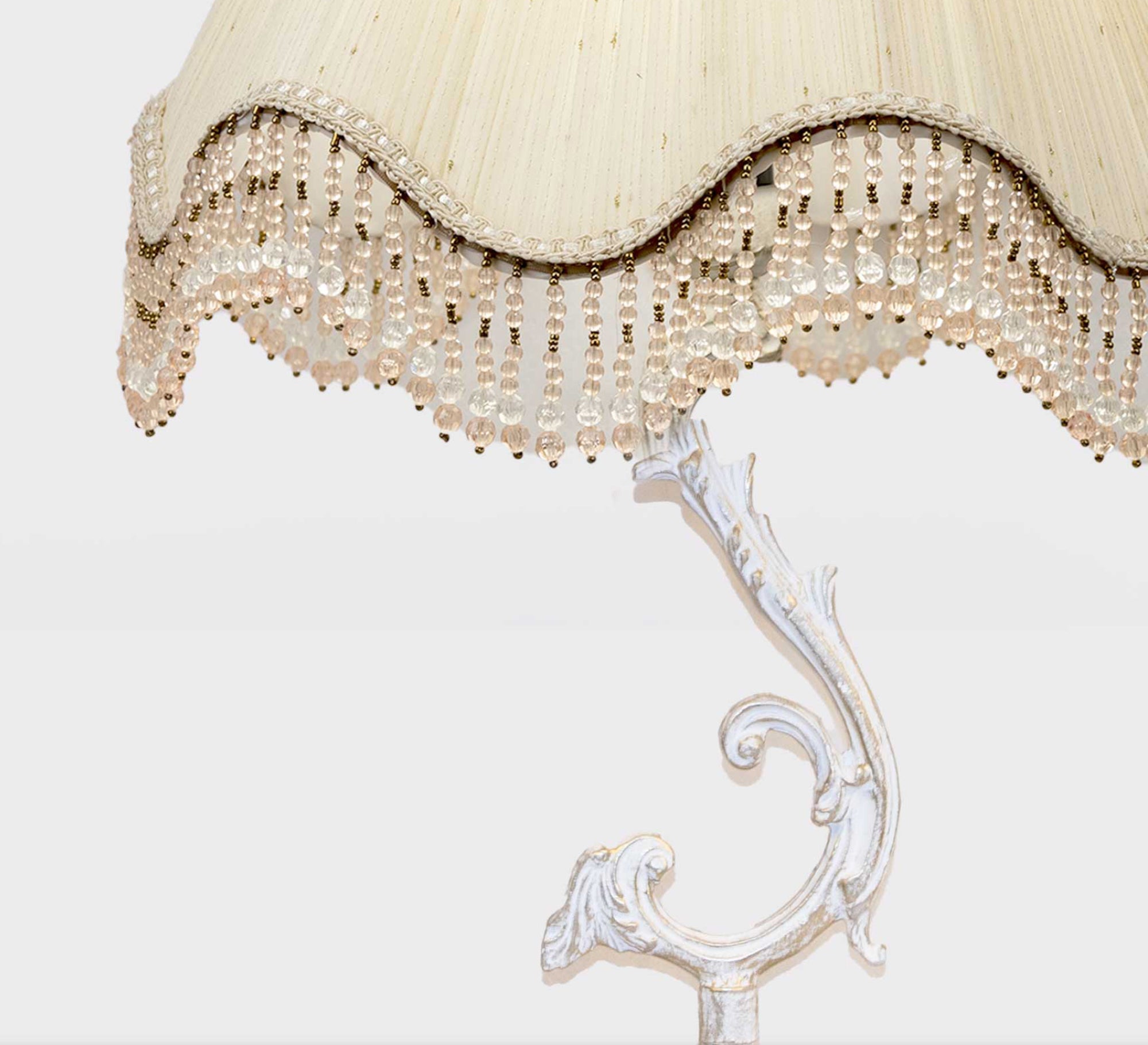 Antique beaded table lamp - Vitrine Furniture - Lighting