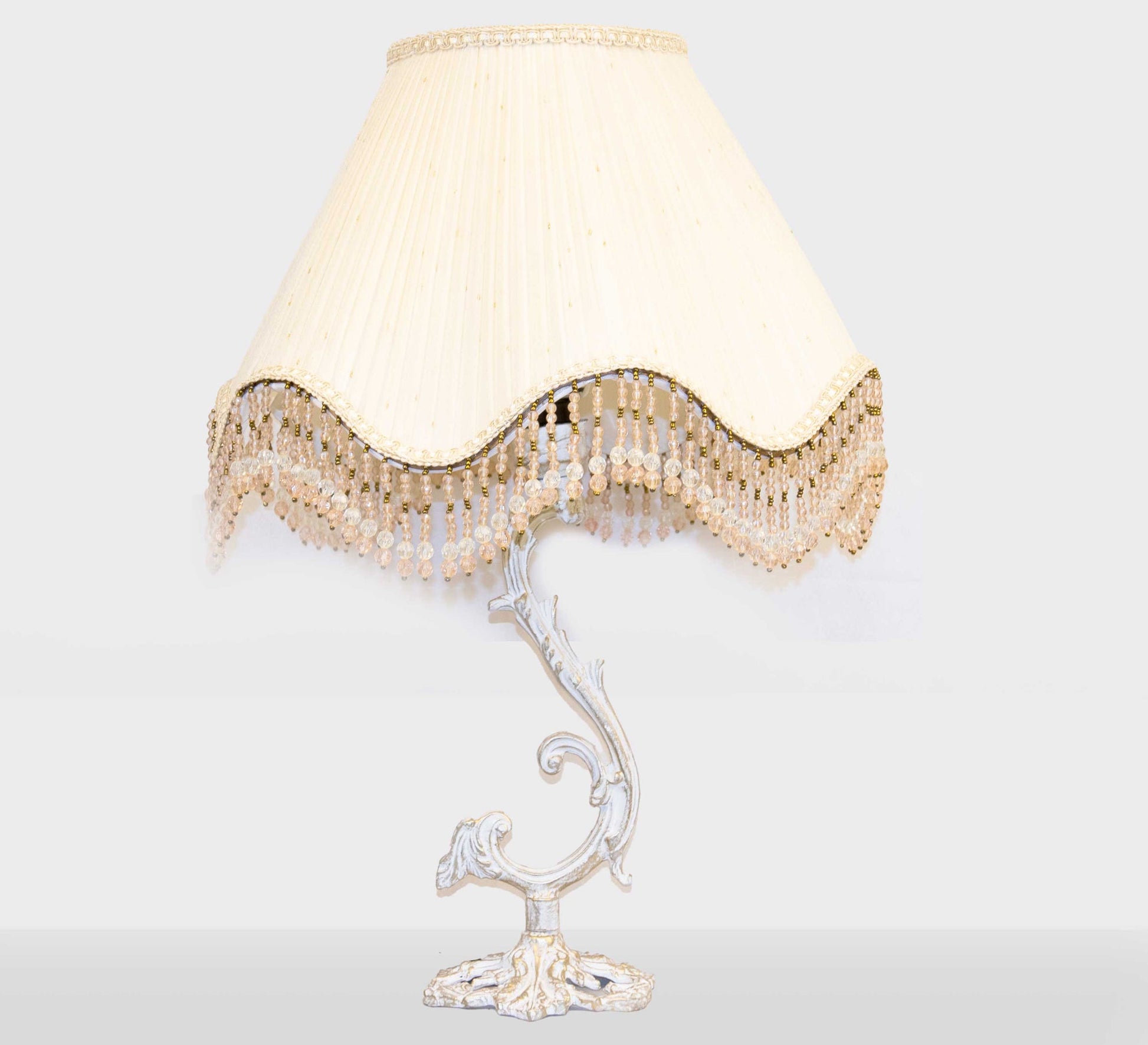 Antique beaded table lamp - Vitrine Furniture - Lighting