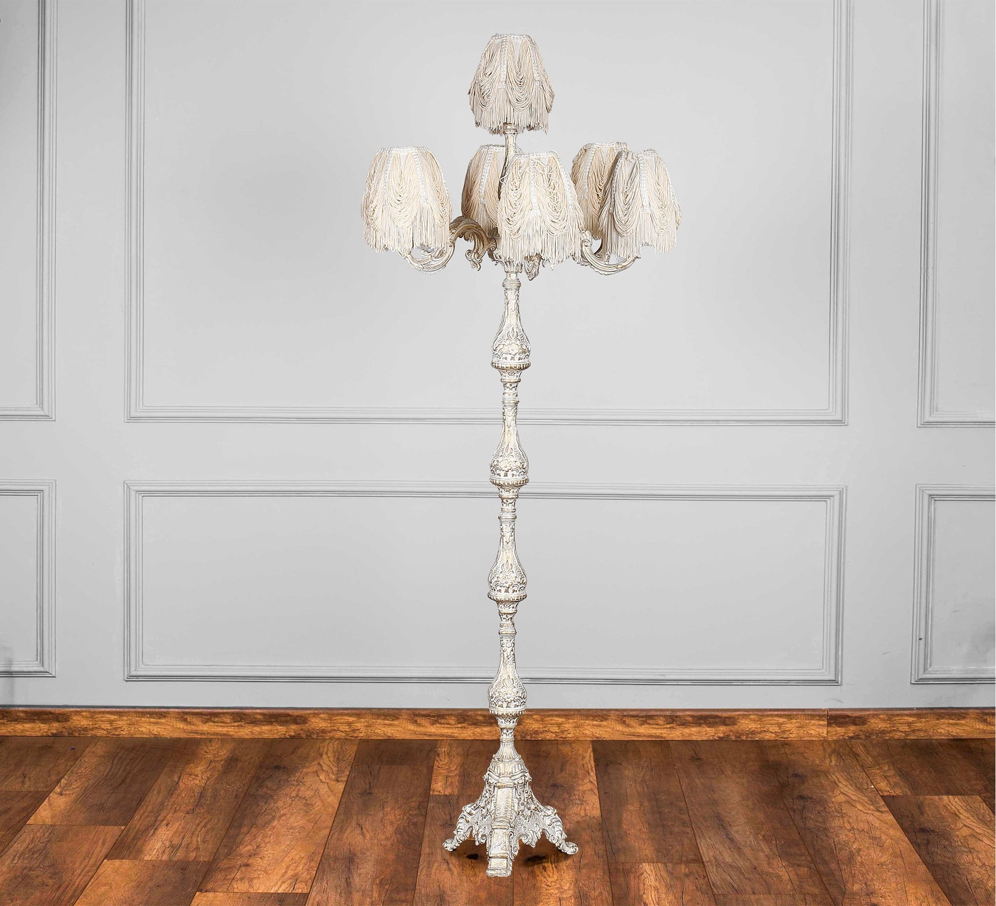 Antique ivory floor lamp - Vitrine Furniture - Lighting