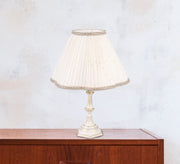 Antique lamp with a subtle gold touch - Vitrine Furniture - Lighting