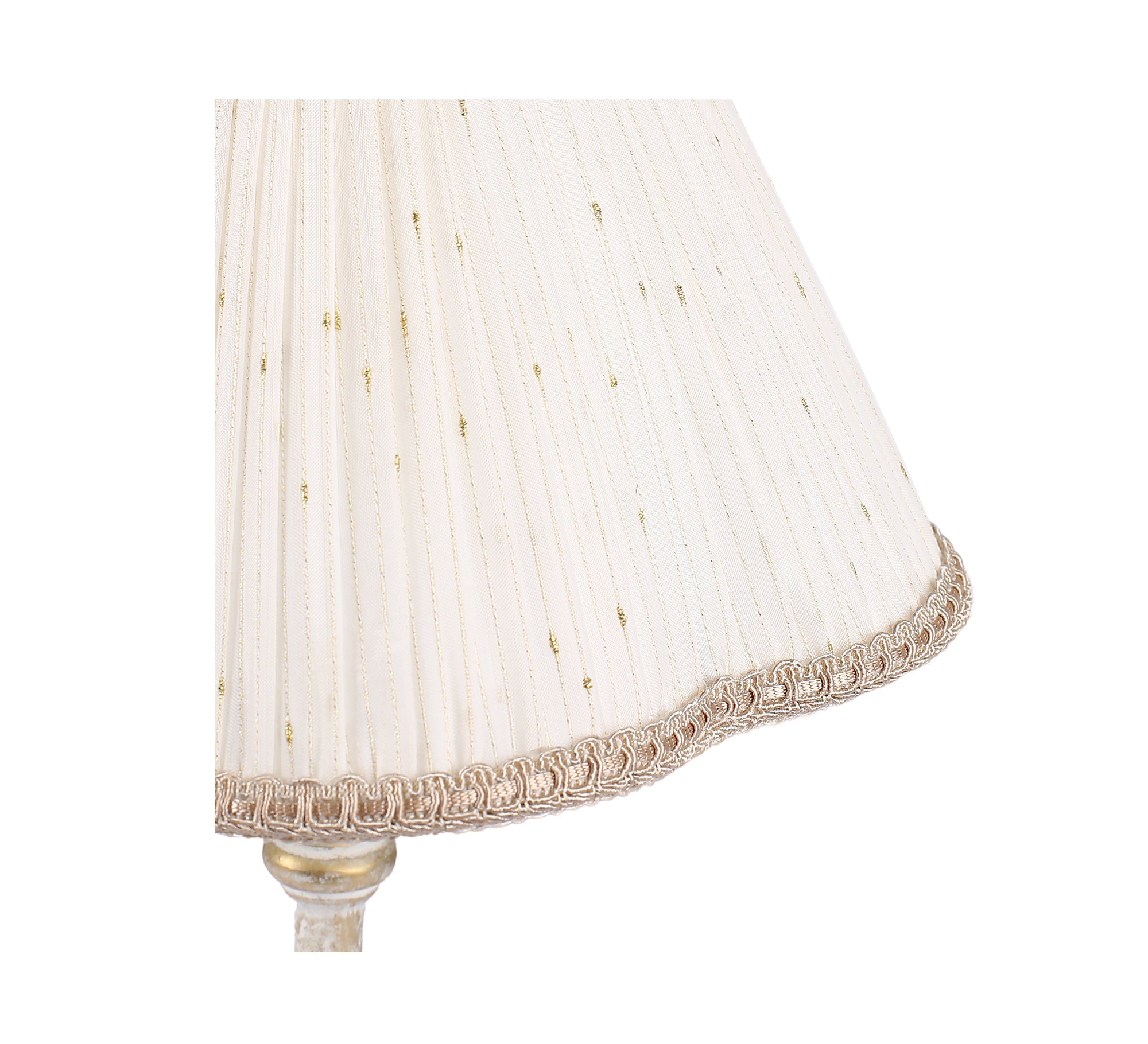 Antique lamp with a subtle gold touch - Vitrine Furniture - Lighting