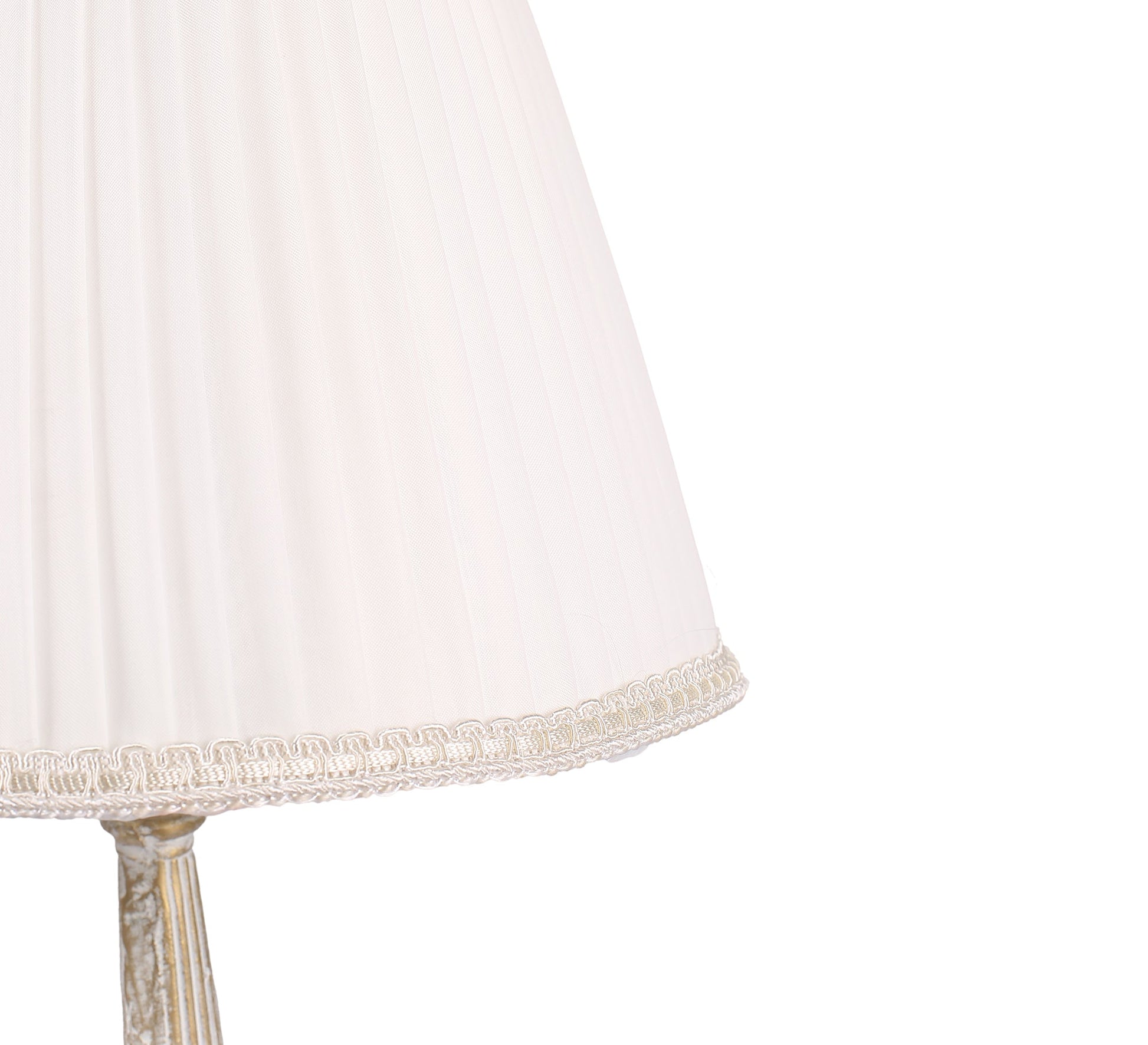 Antique table lamp for your elegant home - Vitrine Furniture - Lighting