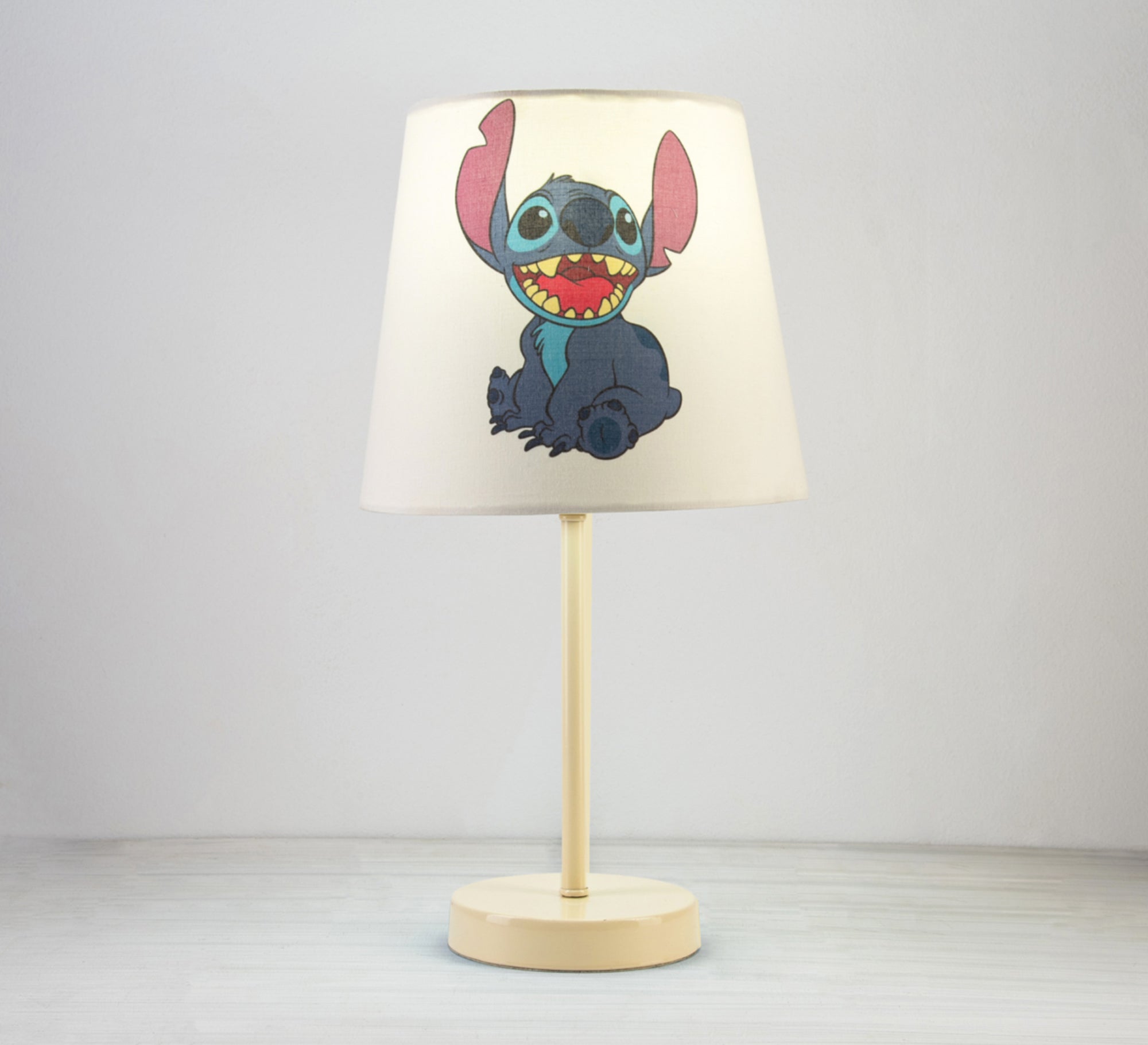 Attractive table lamp featuring the beloved Stitch character with a beige base. - Vitrine Furniture - Lighting