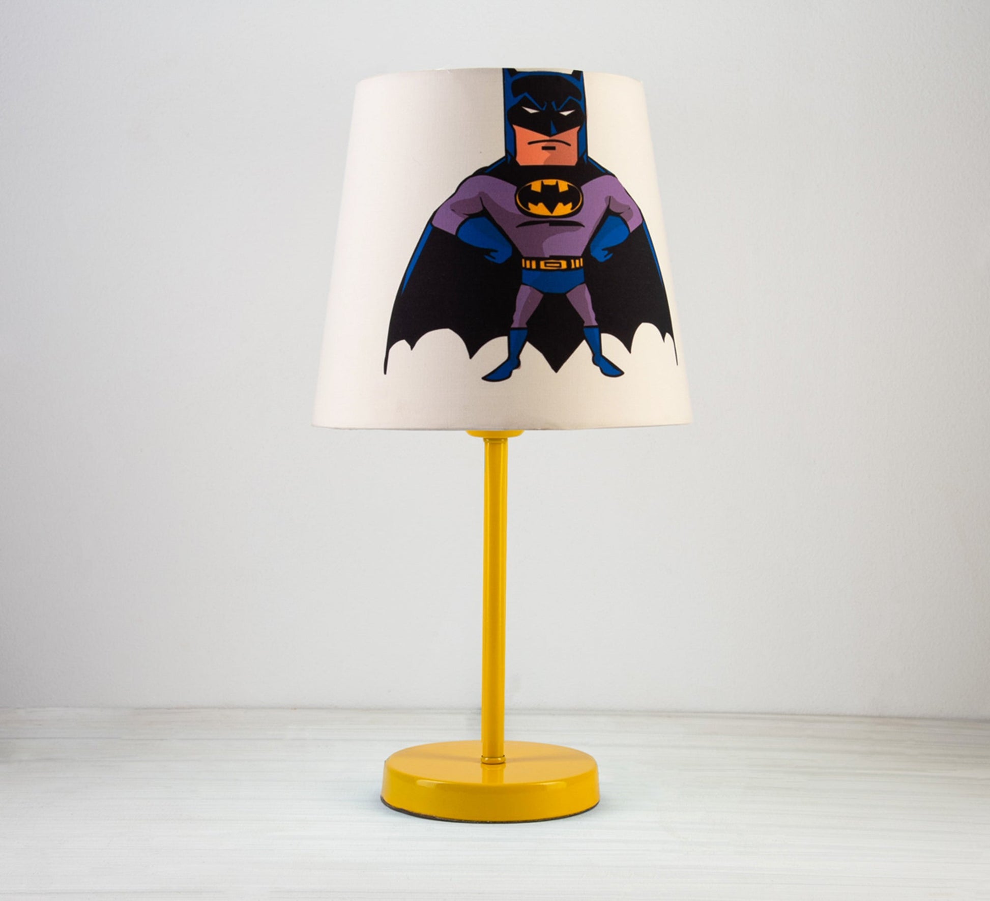 Batman Lamp: A superhero who lights up your night with a golden base - Vitrine Furniture - Lighting