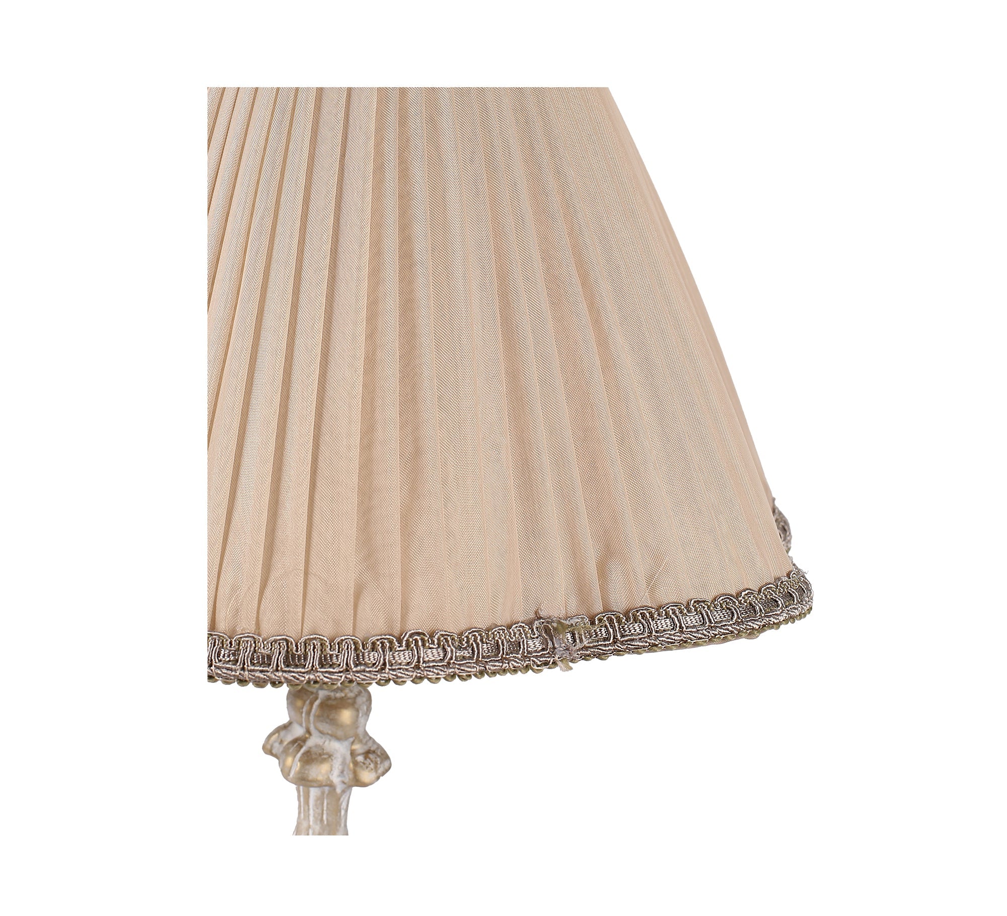 Beautiful classic table lamp - Vitrine Furniture - Lighting