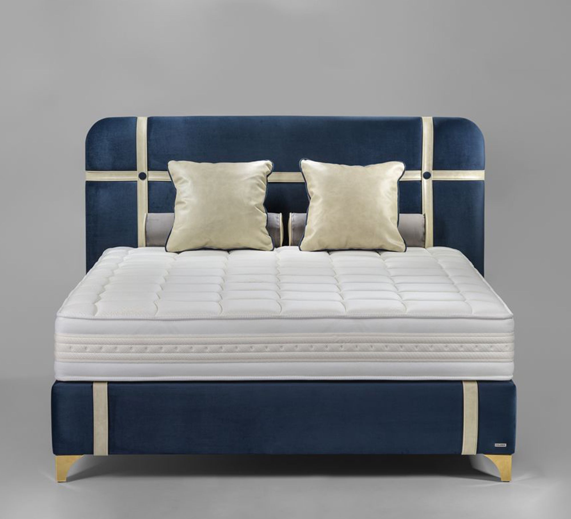 Bed decorated with golden steel strips - Vitrine Furniture - Furniture