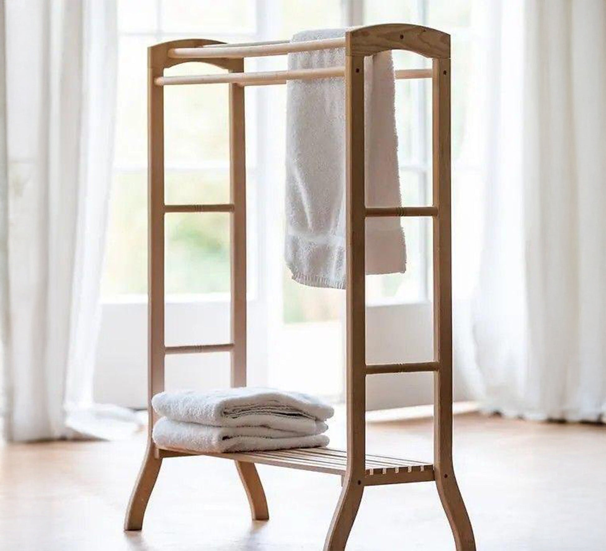 Bedroom towel rail with lower shelf - Vitrine Furniture - Furniture