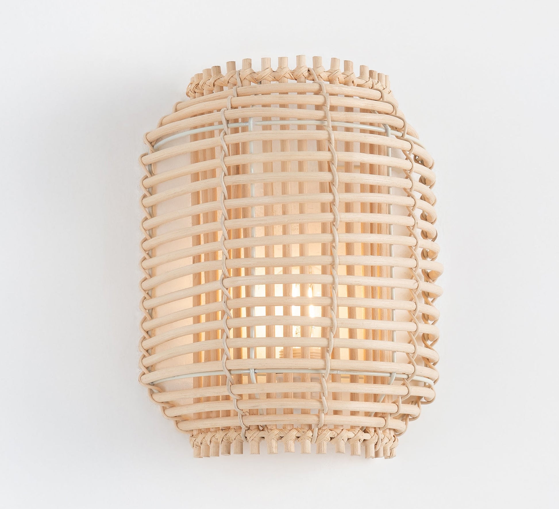 Beige bamboo wall sconce - Vitrine Furniture - Wall Sconce