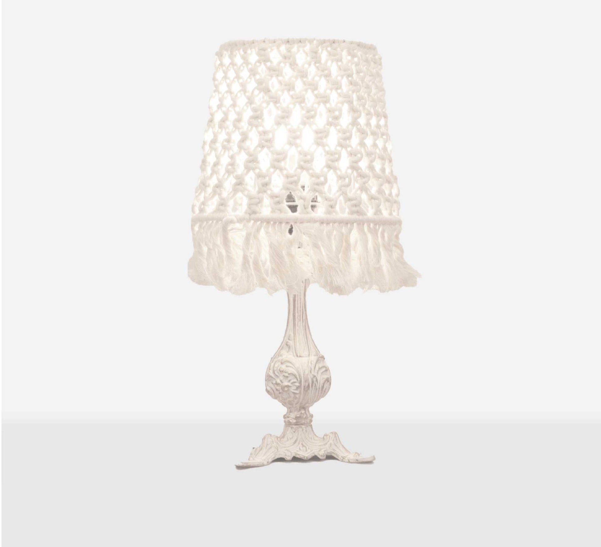 Beige macrame table lamp with ornate base - Vitrine Furniture - Lighting