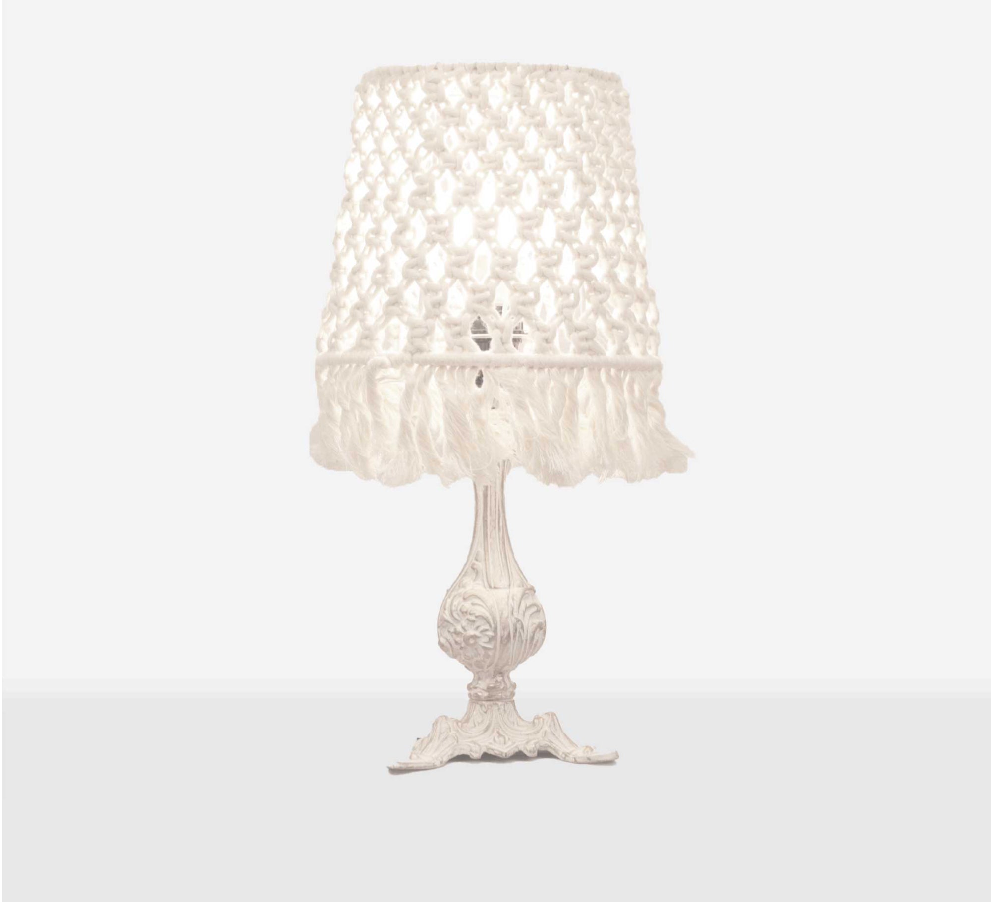 Beige macrame table lamp with ornate base - Vitrine Furniture - Lighting