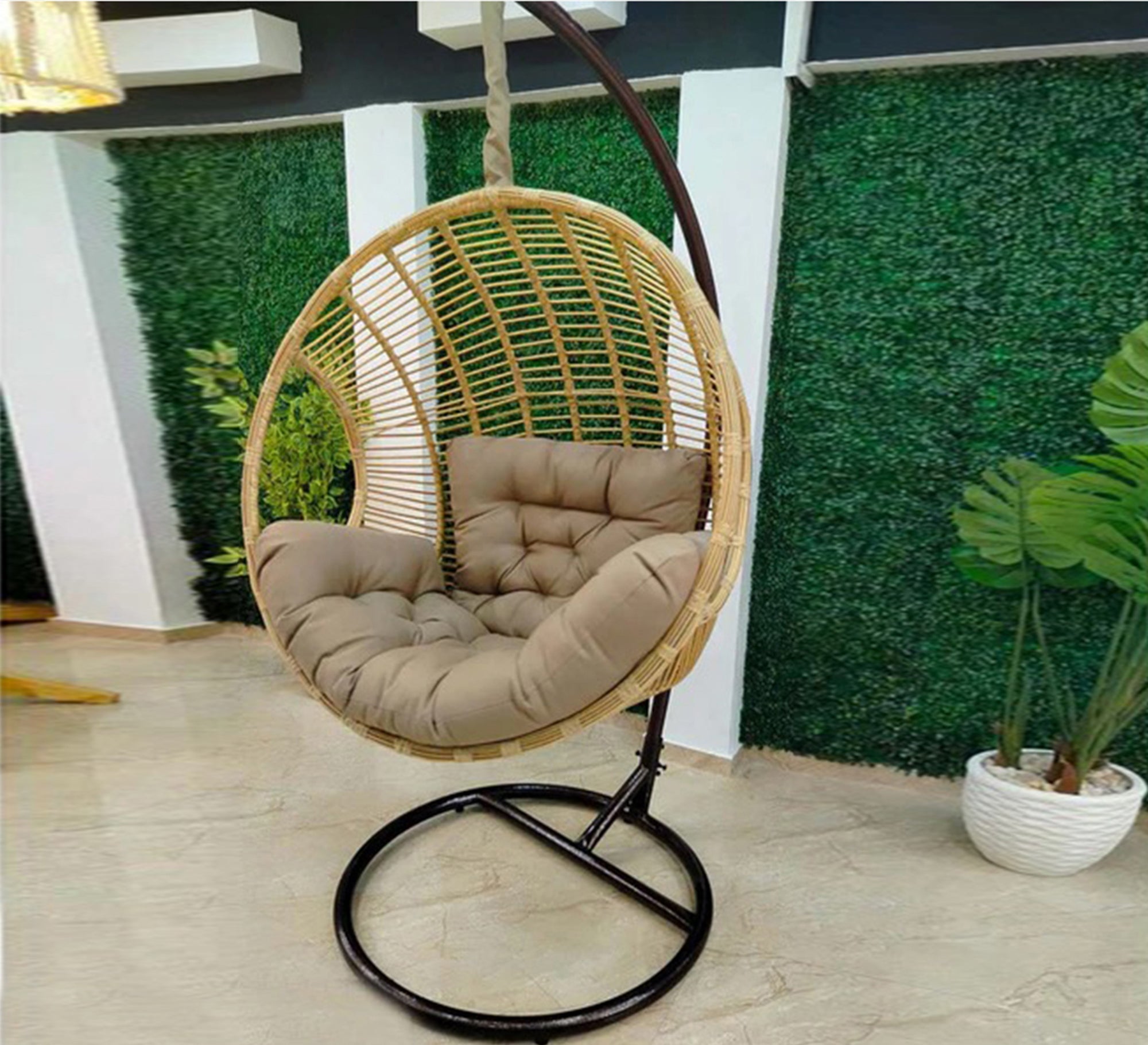 Beige outdoor swing - Vitrine Furniture - Outdoor Products