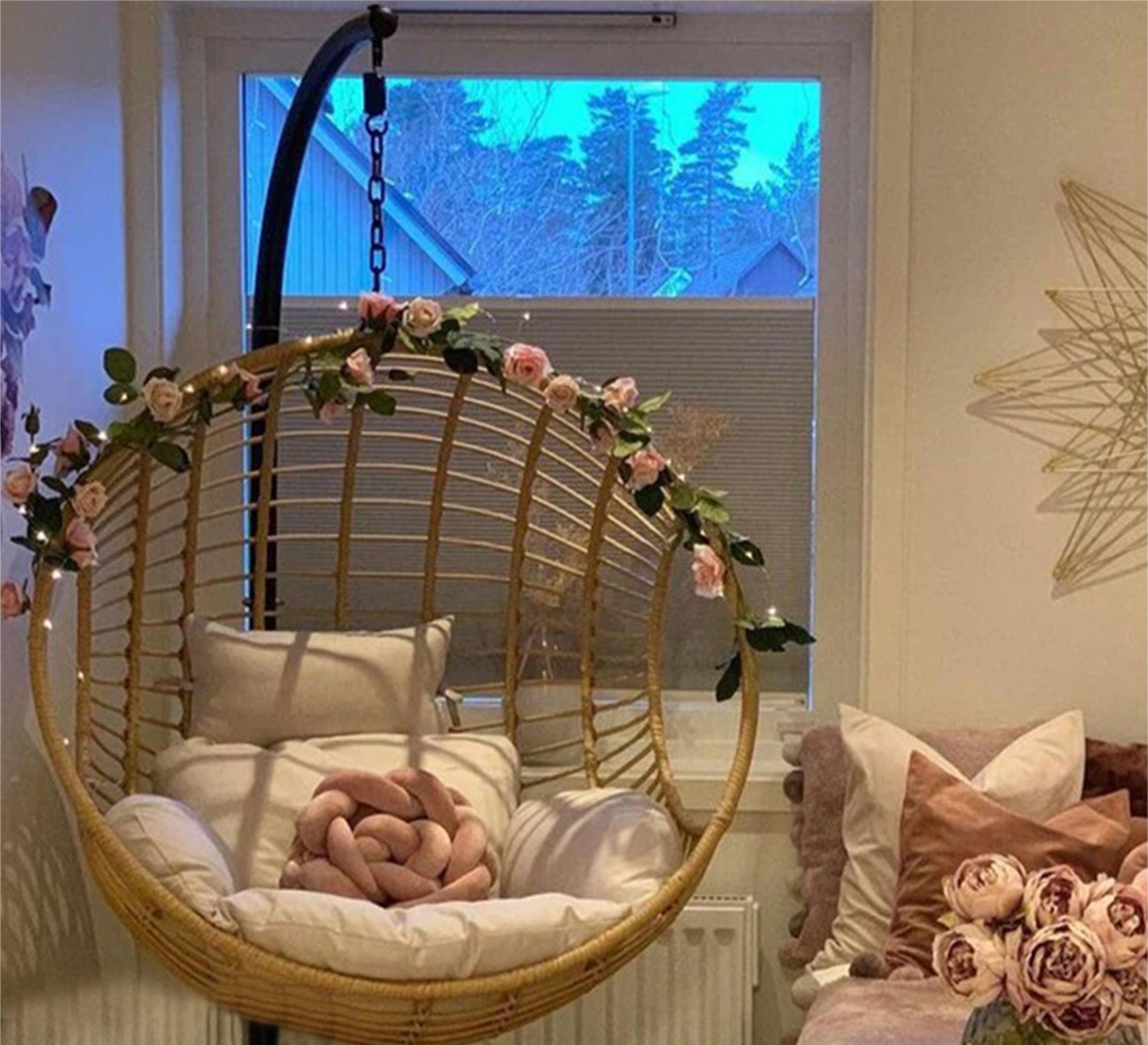 Beige swing chair - Vitrine Furniture - Outdoor Products