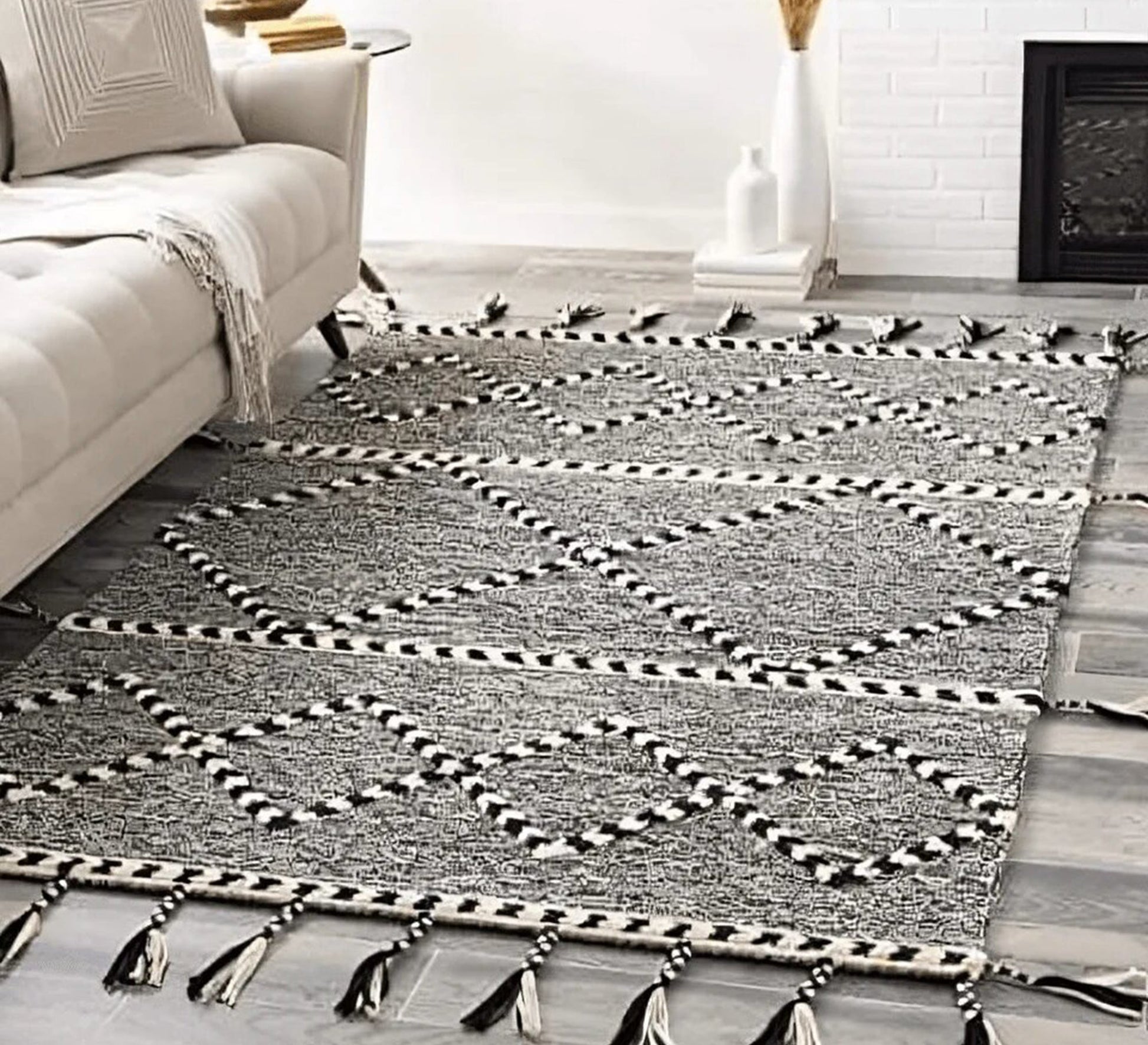 Black and white interlocking checks rug - Vitrine Furniture - Accessories