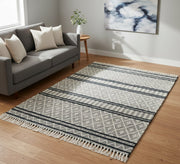 Black and white rug with a diamond pattern - Vitrine Furniture - Accessories