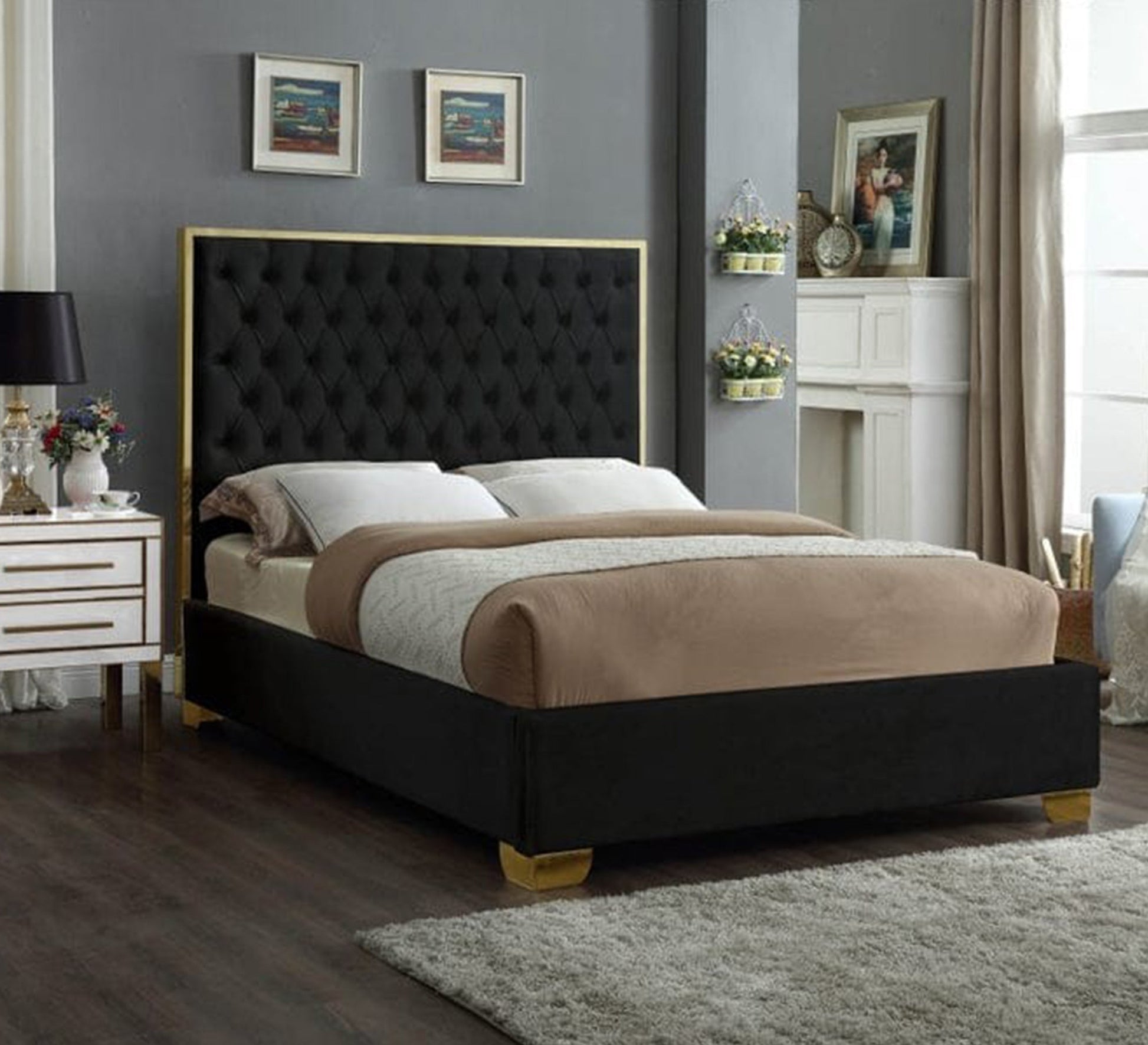 Black bed with sunken capitone beads - Vitrine Furniture - Furniture