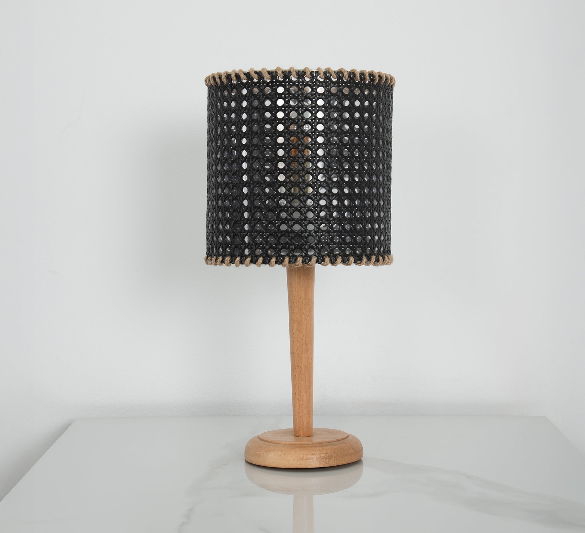 Black lampshade for soft and quiet lighting - Vitrine Furniture - Table lamps