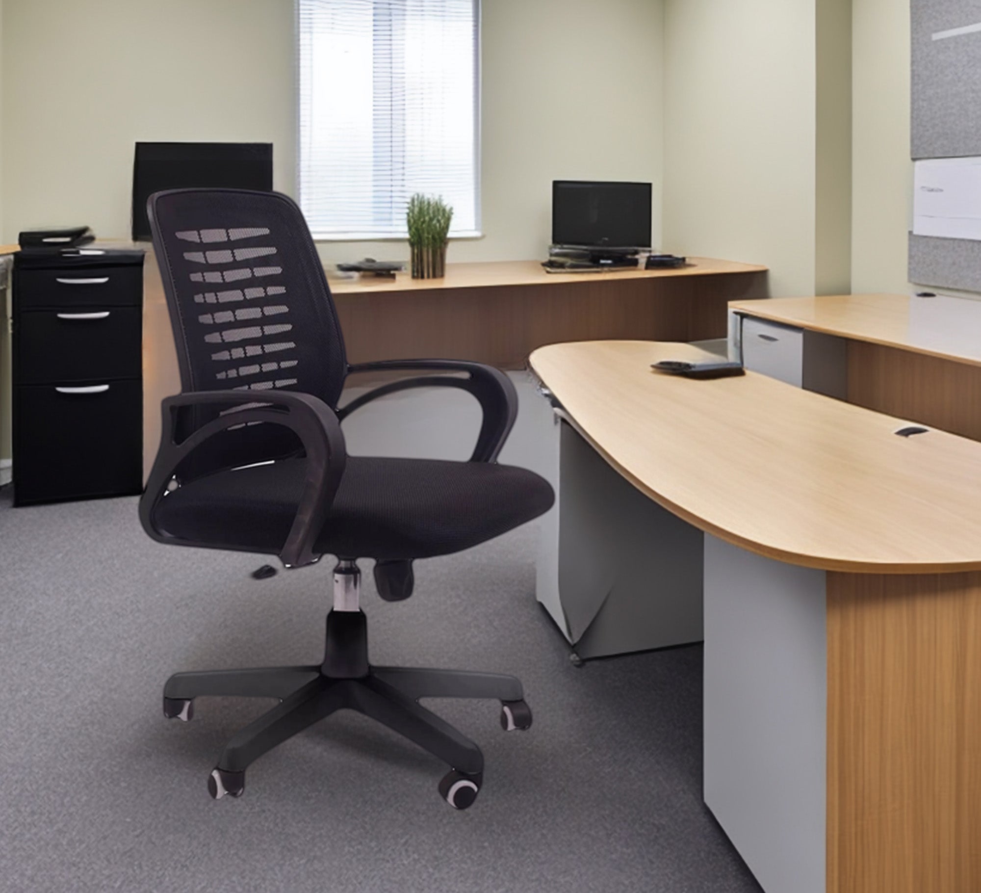 Black movable office chair - Vitrine Furniture - Office Chairs