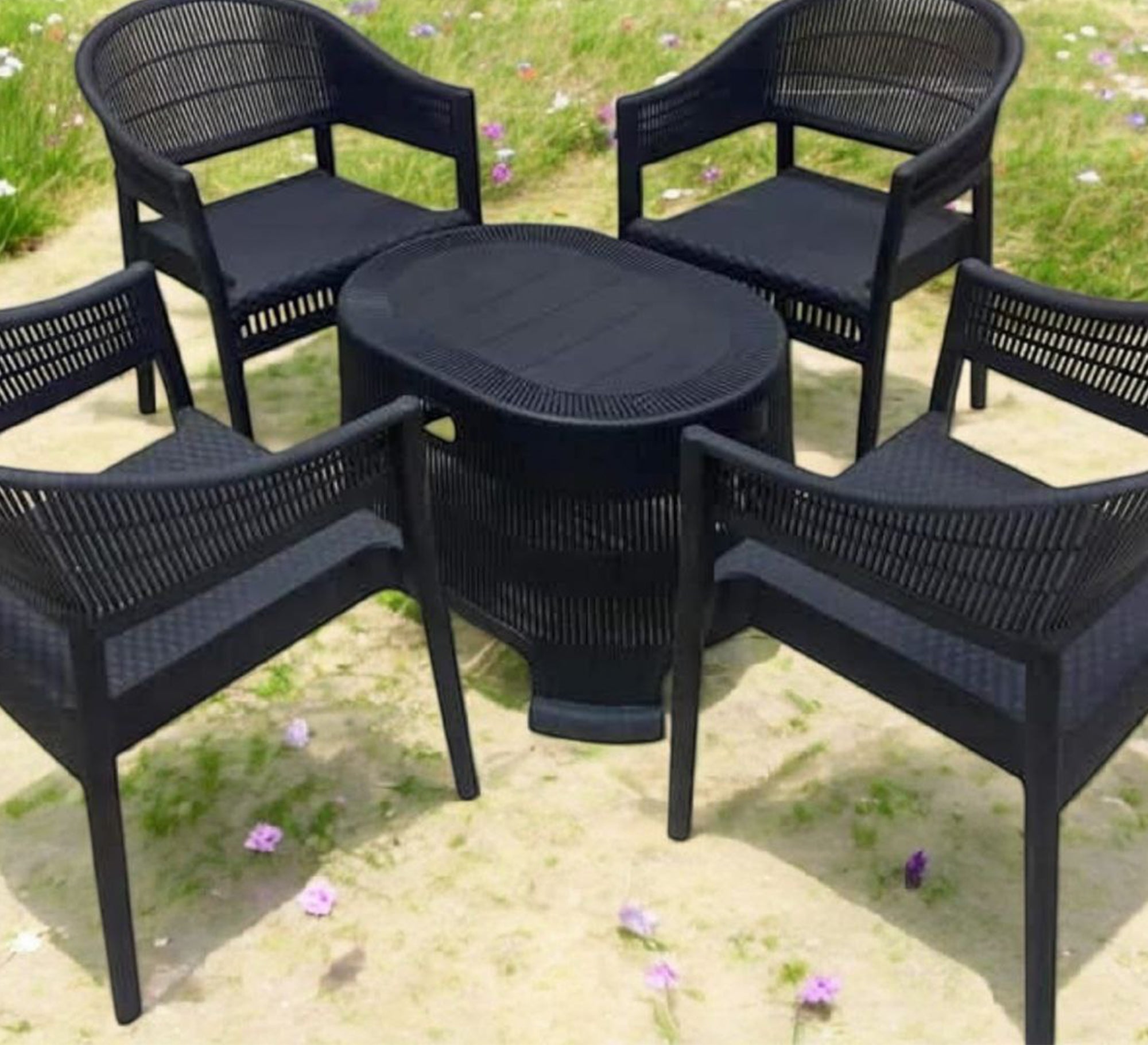 Black patio set, oval, elegant, comfortable, modern - Vitrine Furniture - Outdoor Products