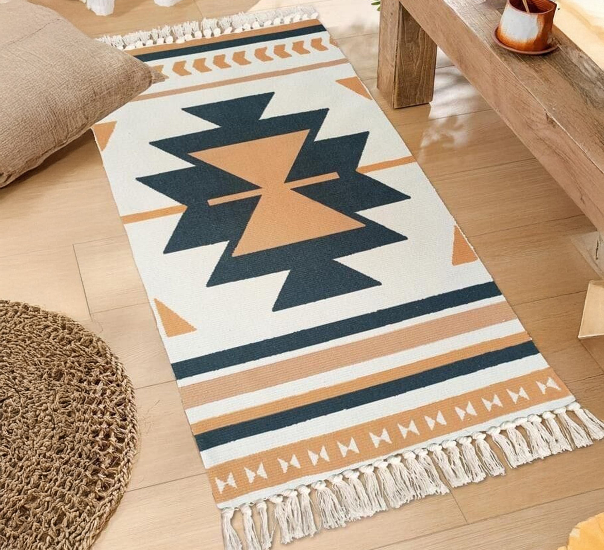 Black patterns and horizontal blocks rug - Vitrine Furniture - Accessories