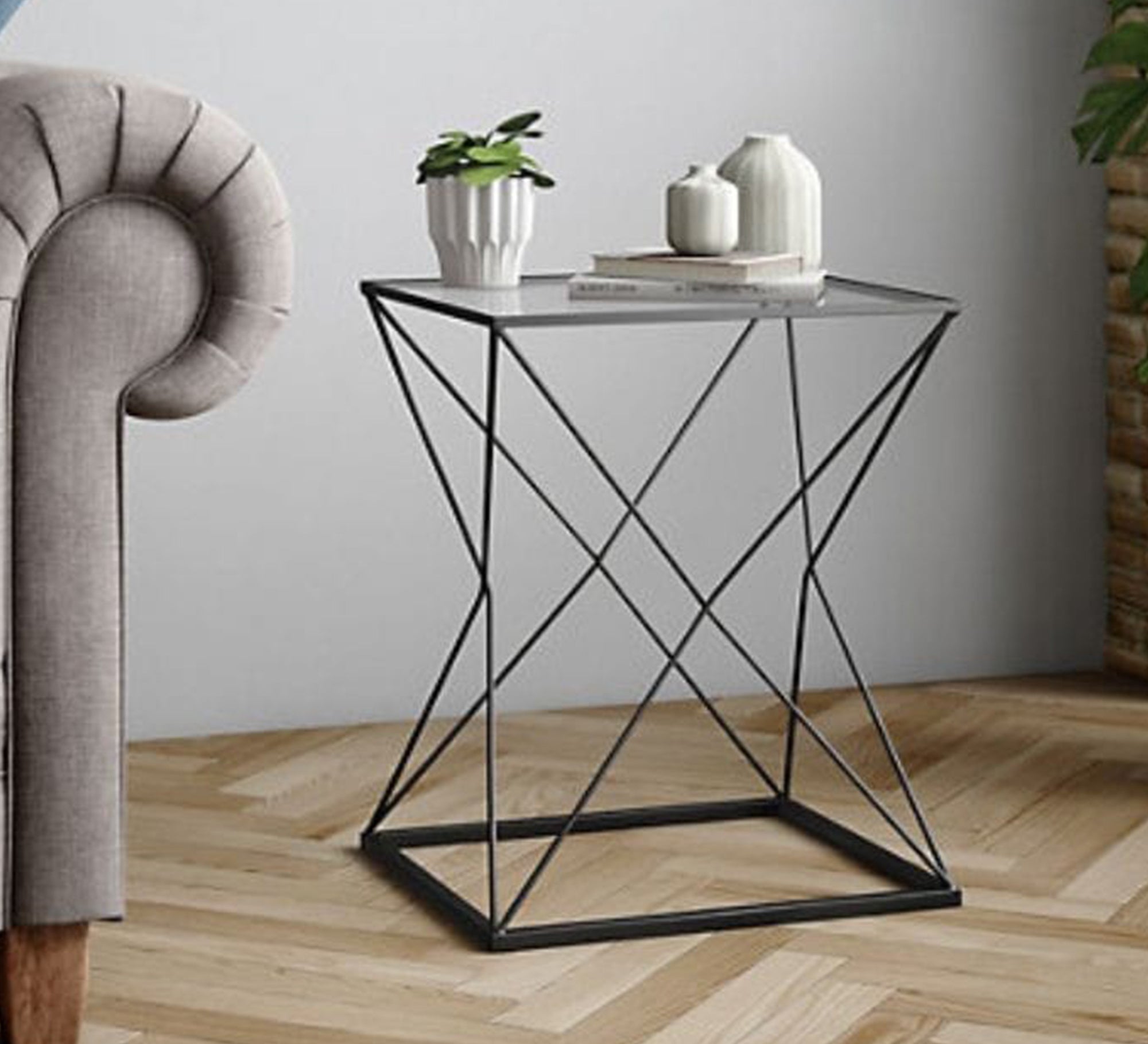 Black side table with abstract patterns - Vitrine Furniture - Furniture