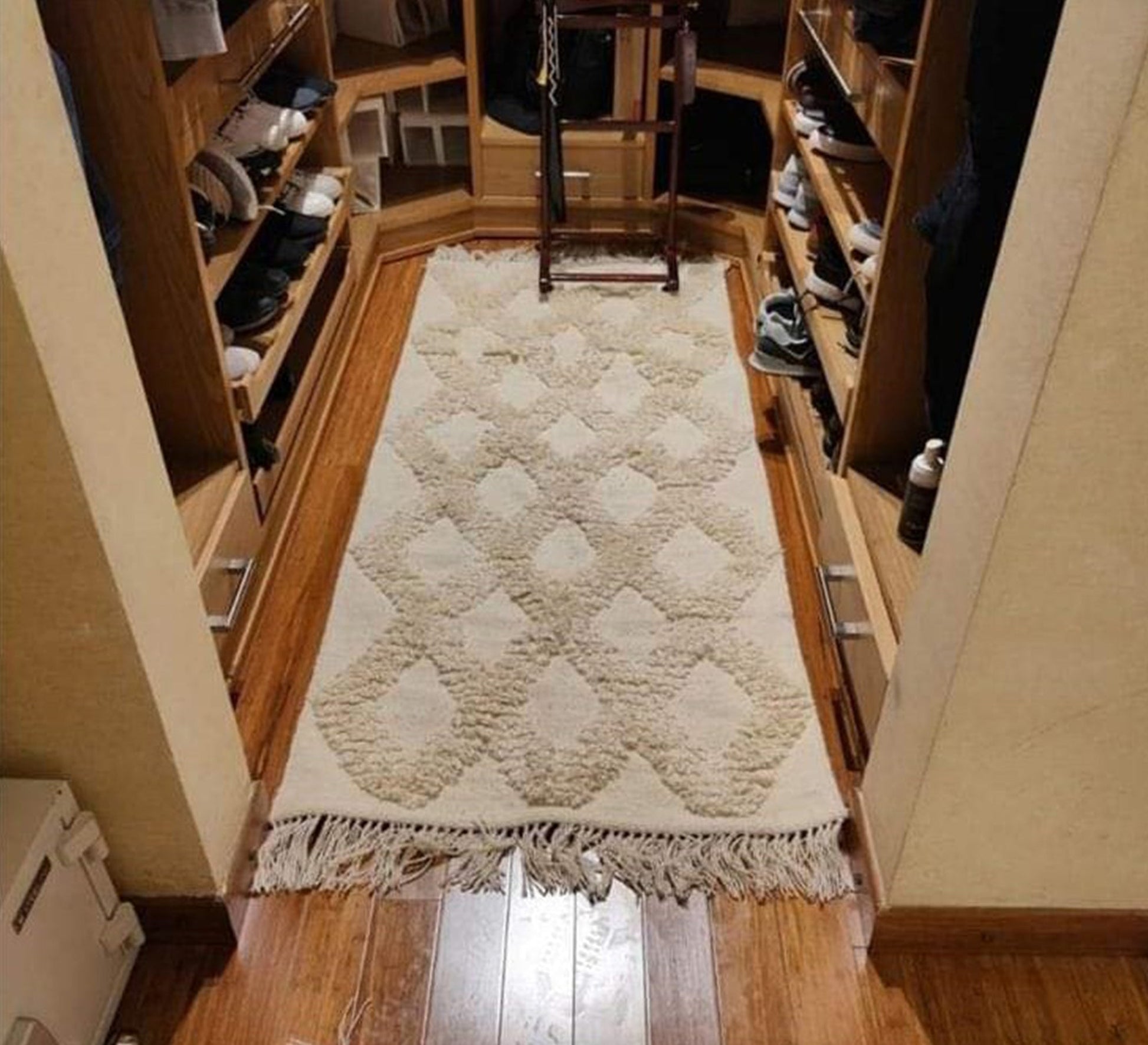 Bohemian - style rug with horizontal stripes - Vitrine Furniture - Accessories