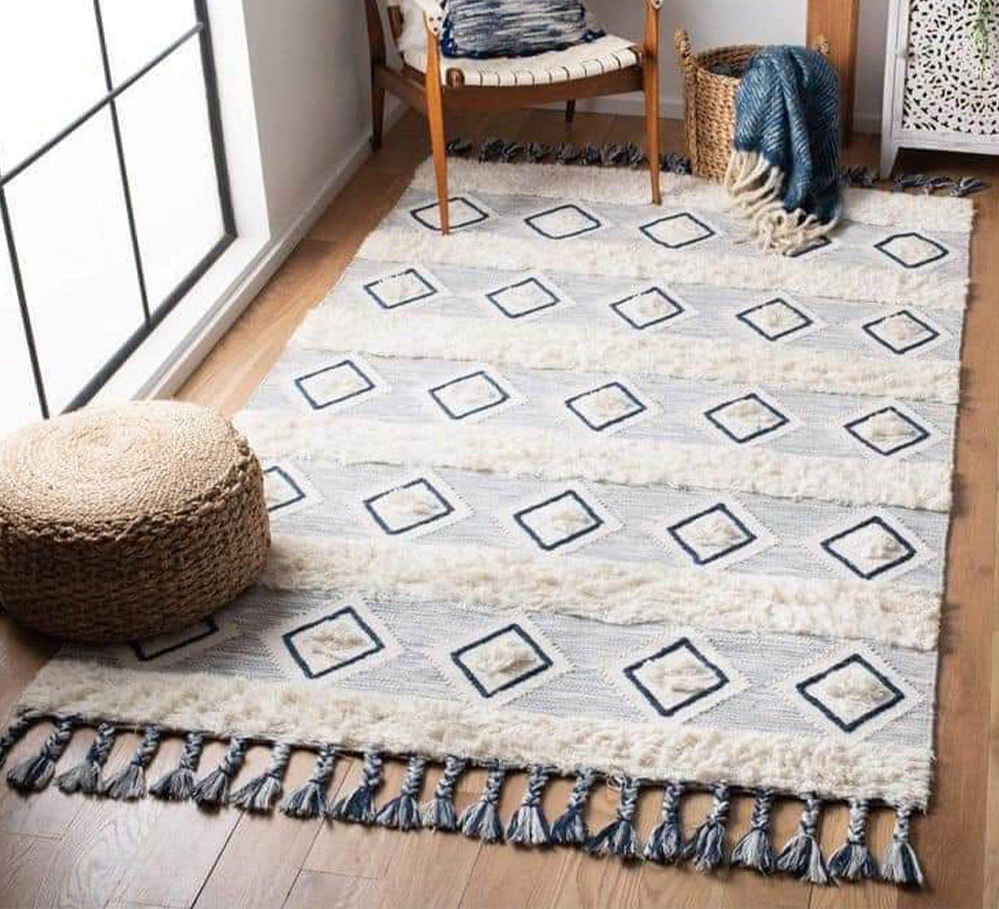 Boho rug with thick fringed edges - Vitrine Furniture - Accessories