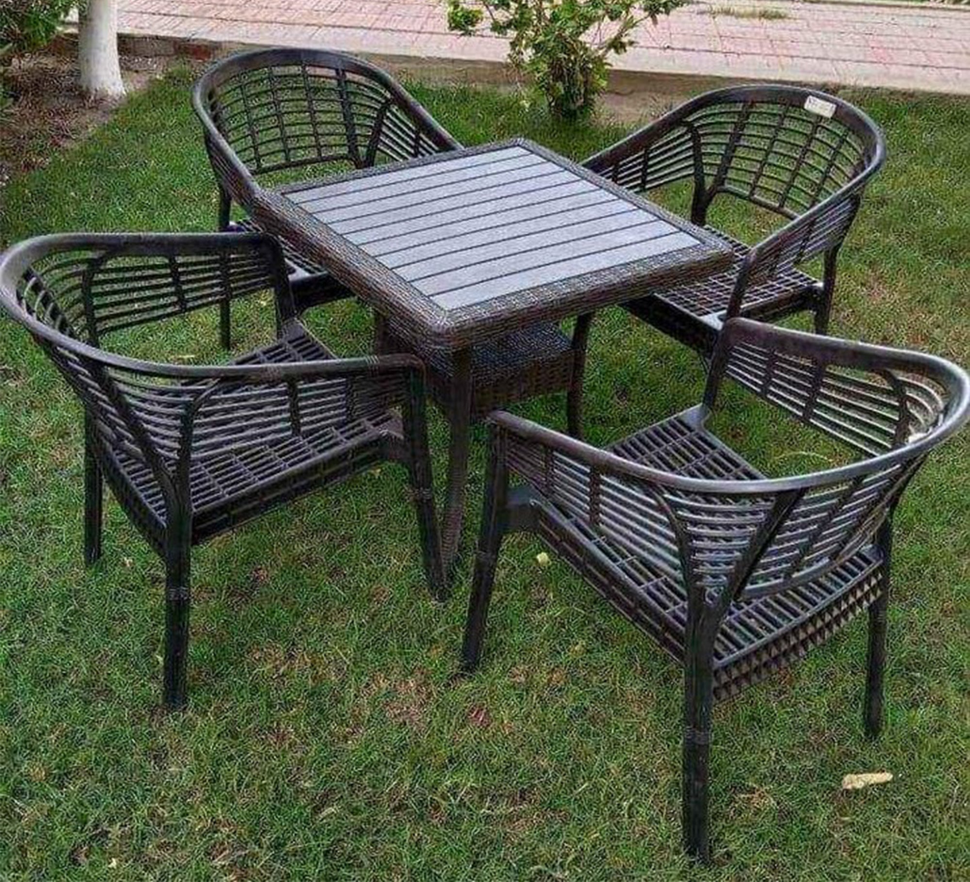 Brown garden furniture set, elegant and durable. - Vitrine Furniture - Outdoor Products