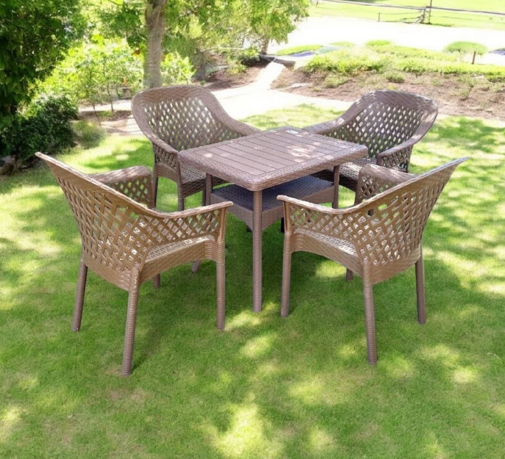 Brown rattan garden set, stylish, durable, and comfortable - Vitrine Furniture - Outdoor Products