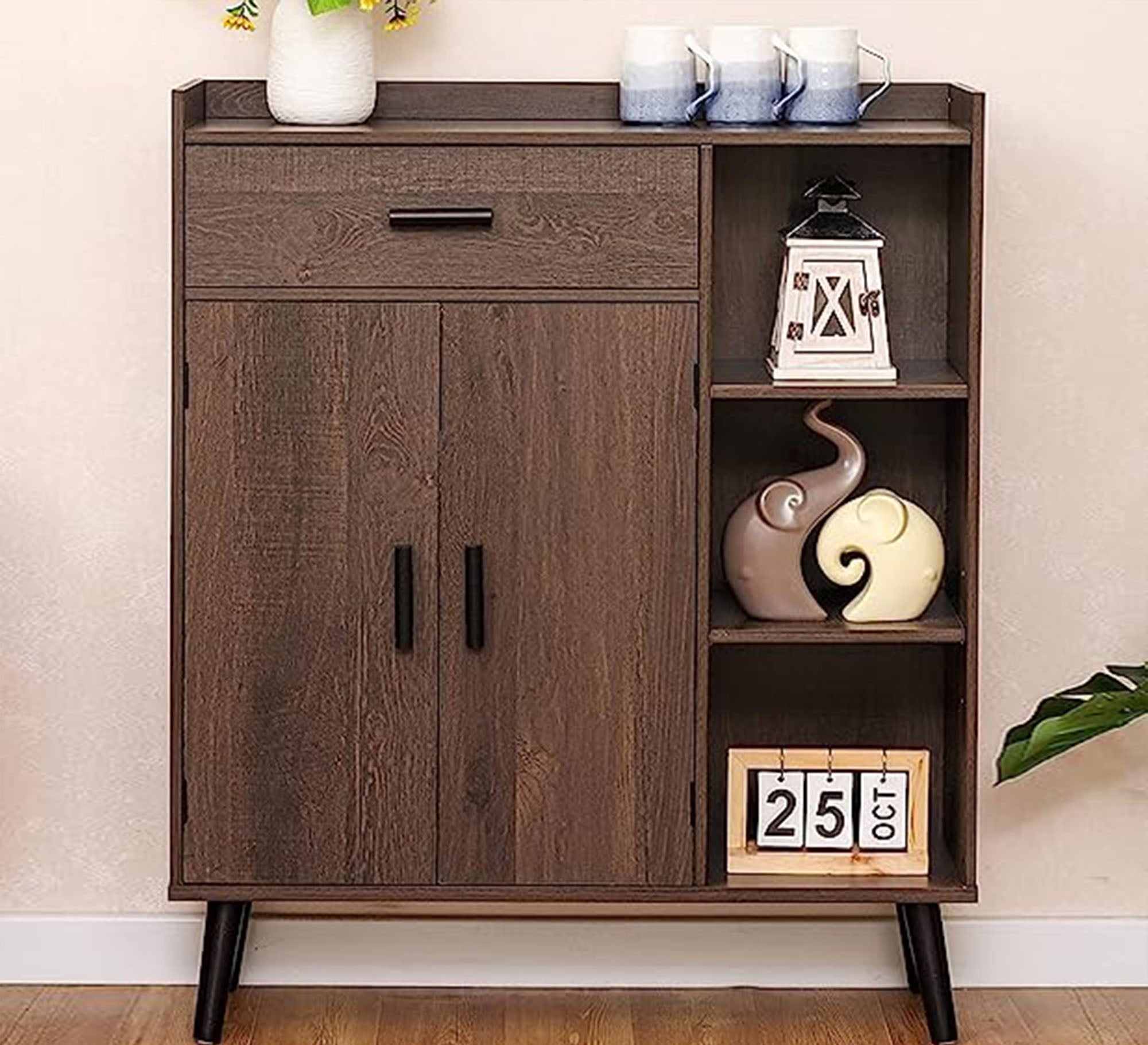 Brown wooden shoe rack with straight lines - Vitrine Furniture - Furniture