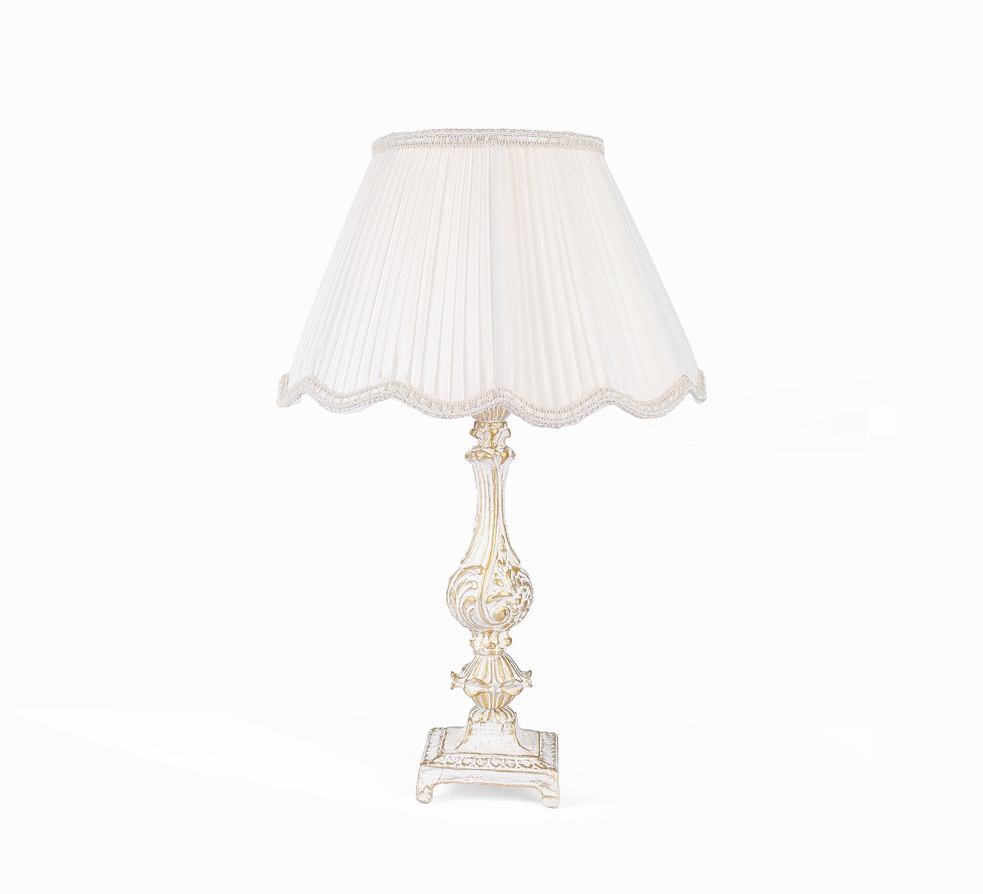 Carved table lamp, a touch of elegance - Vitrine Furniture - Lighting