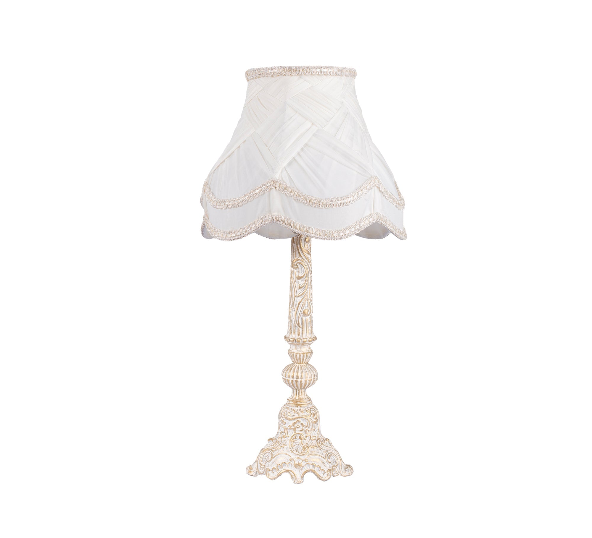 Carved table lamp with an antique touch - Vitrine Furniture - Lighting